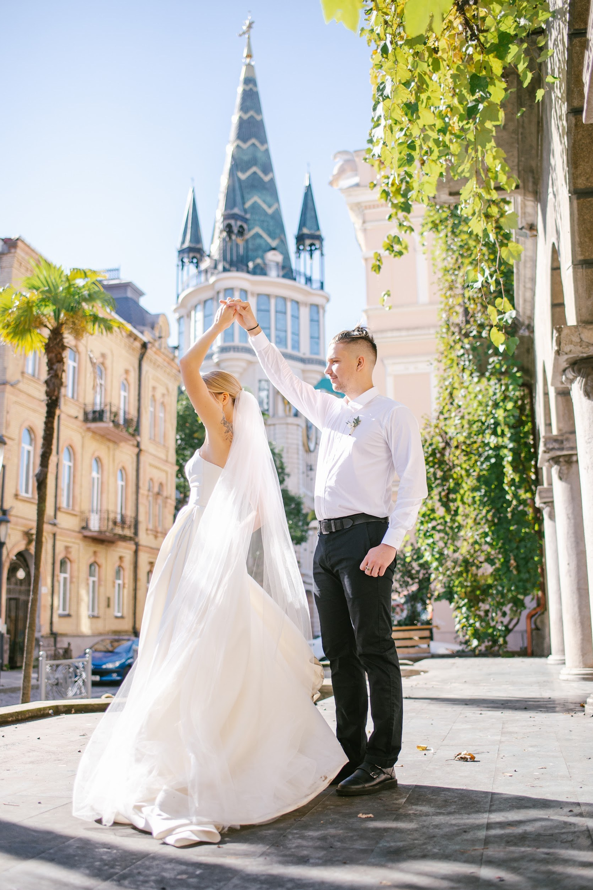 Wedding in Batumi for foreigners — Papers in 9 hours, Ceremony and Photographer. Арт Ивент Студио — Самое рейтинговое свадебное агентство в Грузии