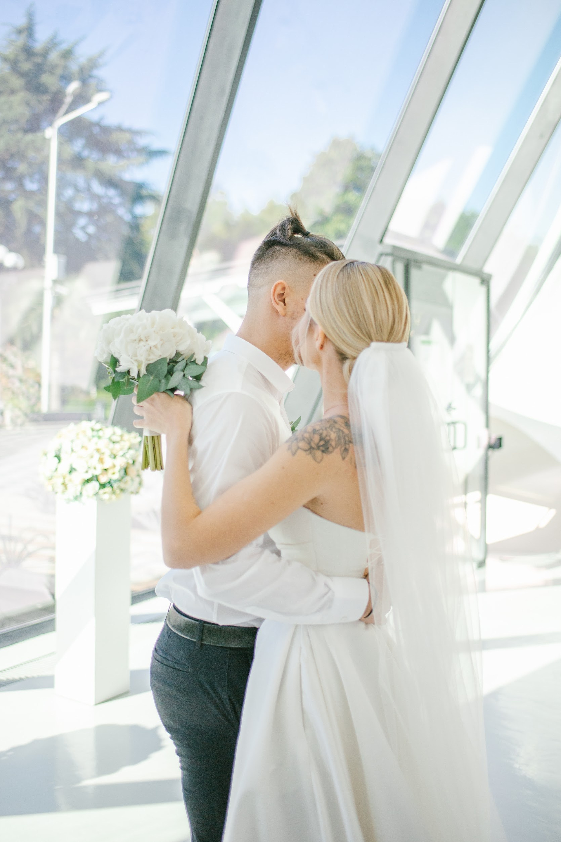 Wedding in Batumi for foreigners — Papers in 9 hours, Ceremony and Photographer. Арт Ивент Студио — Самое рейтинговое свадебное агентство в Грузии