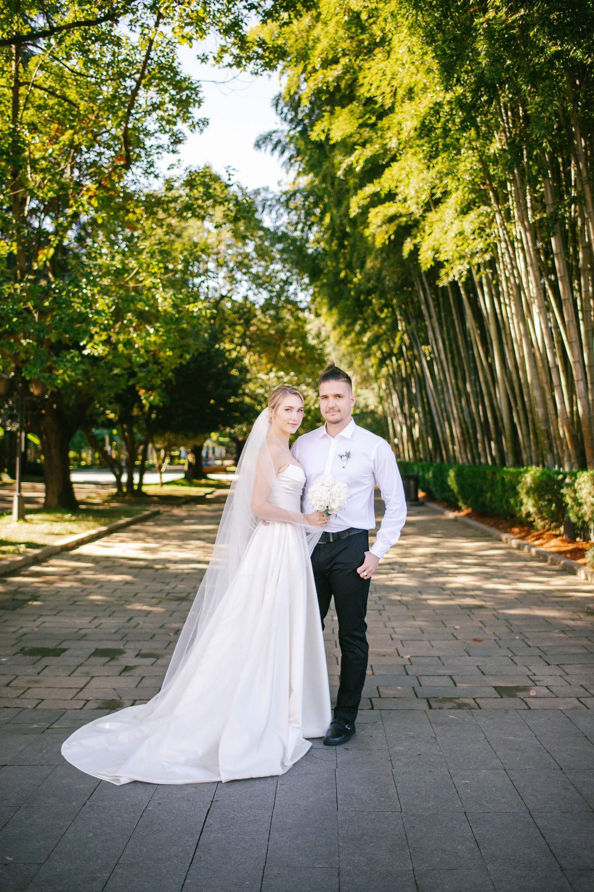 Wedding in Batumi for foreigners — Papers in 9 hours, Ceremony and Photographer. Арт Ивент Студио — Самое рейтинговое свадебное агентство в Грузии