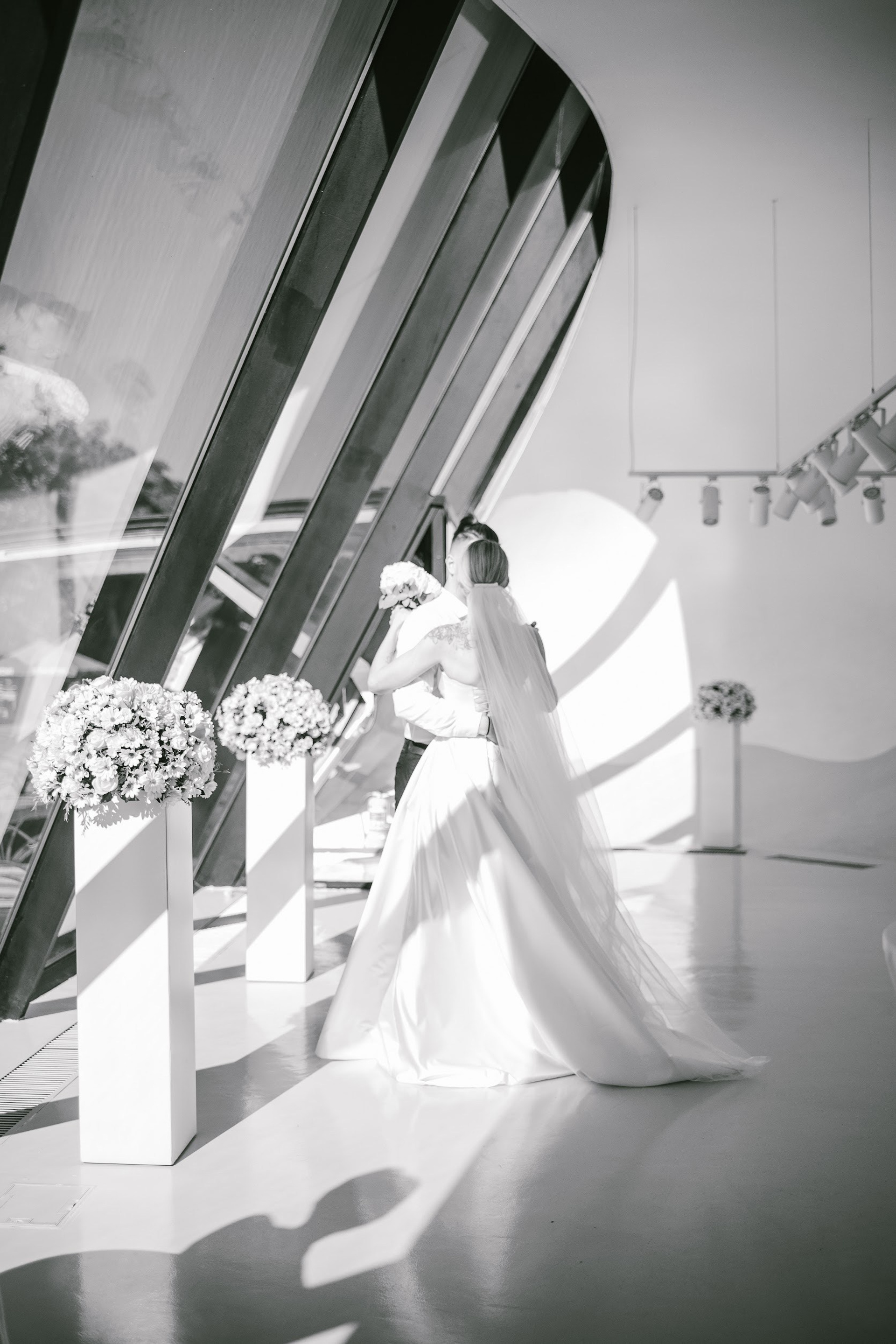 Wedding in Batumi for foreigners — Papers in 9 hours, Ceremony and Photographer. Арт Ивент Студио — Самое рейтинговое свадебное агентство в Грузии