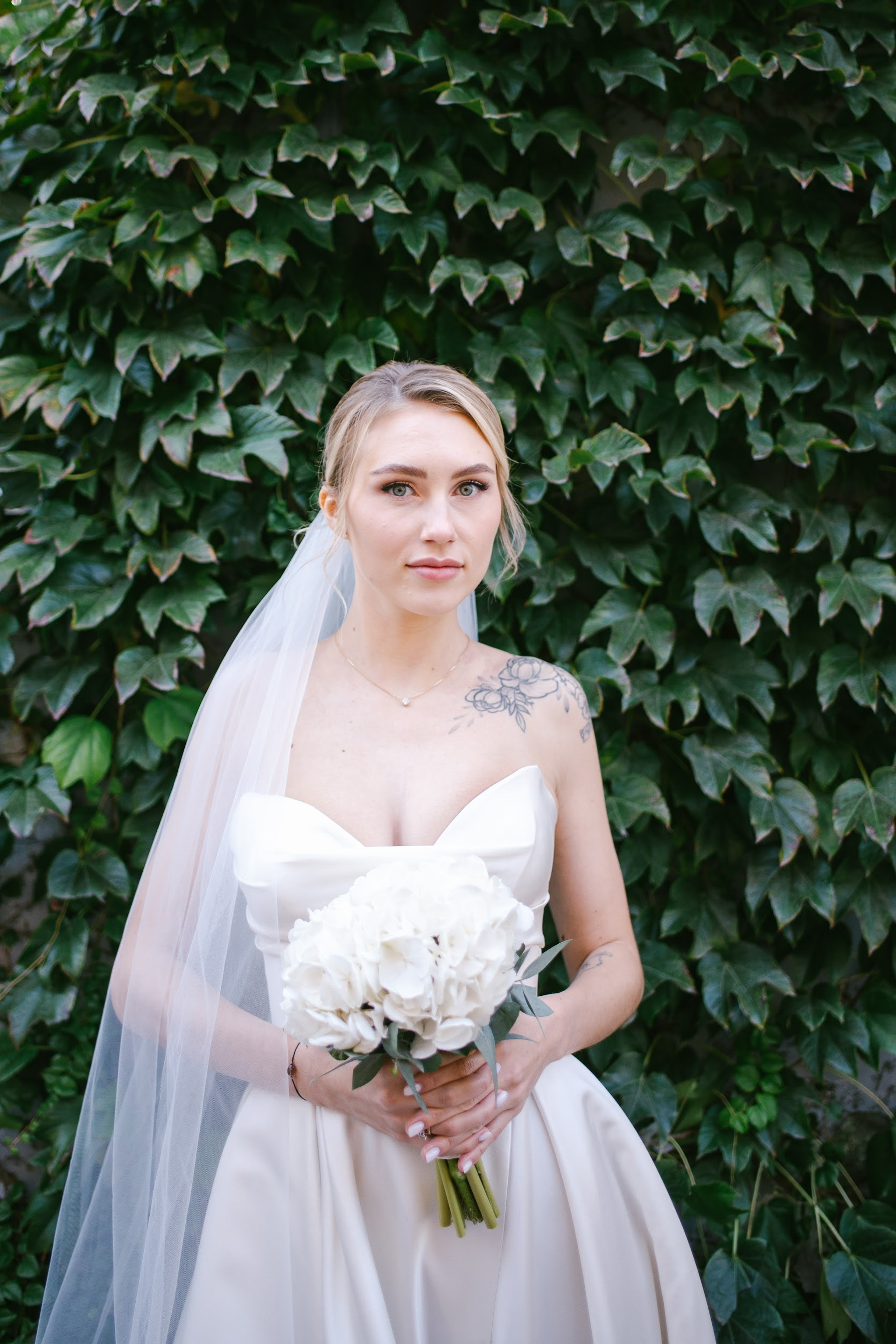 Wedding in Batumi for foreigners — Papers in 9 hours, Ceremony and Photographer. Арт Ивент Студио — Самое рейтинговое свадебное агентство в Грузии