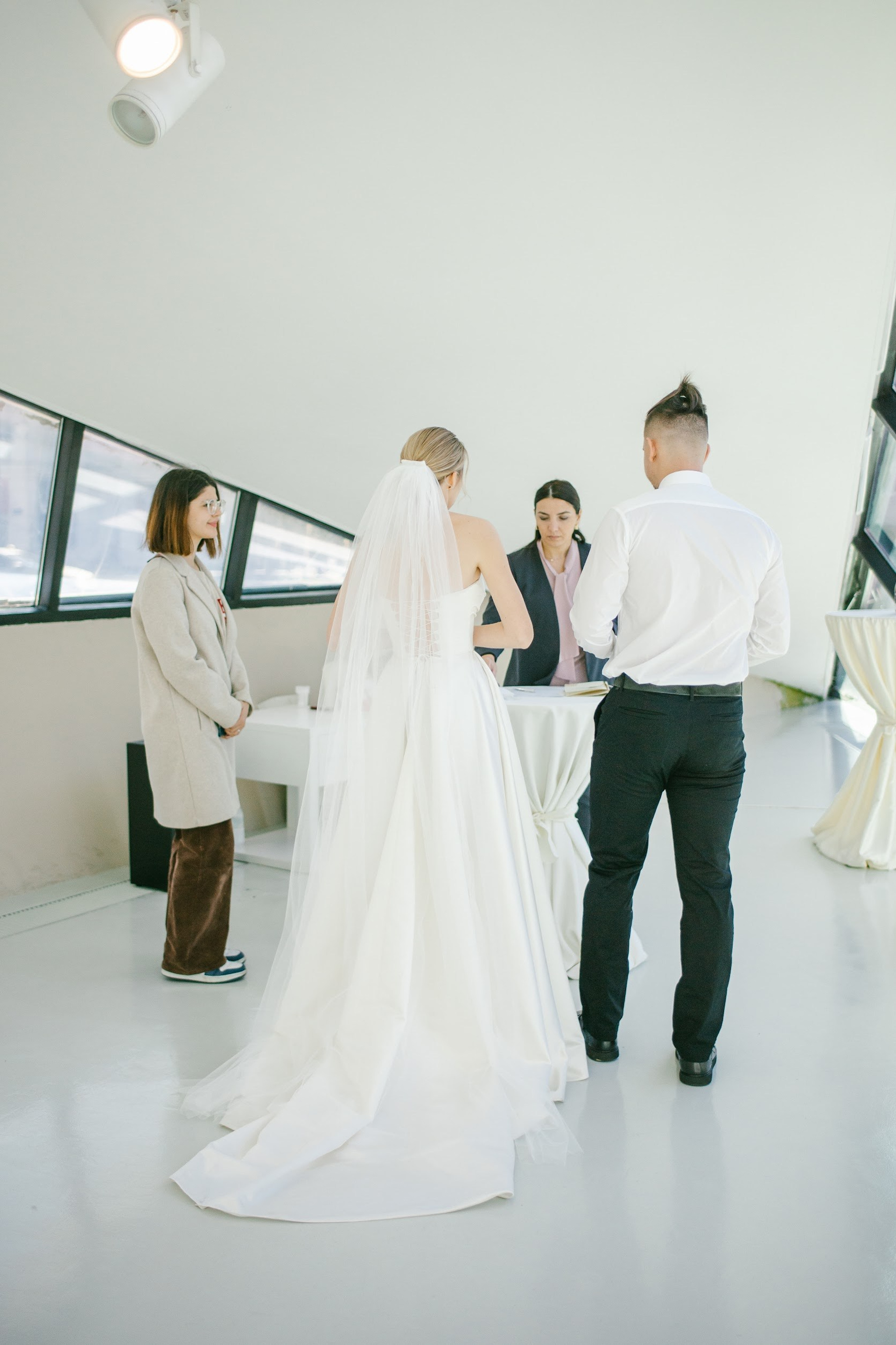 Wedding in Batumi for foreigners — Papers in 9 hours, Ceremony and Photographer. Арт Ивент Студио — Самое рейтинговое свадебное агентство в Грузии