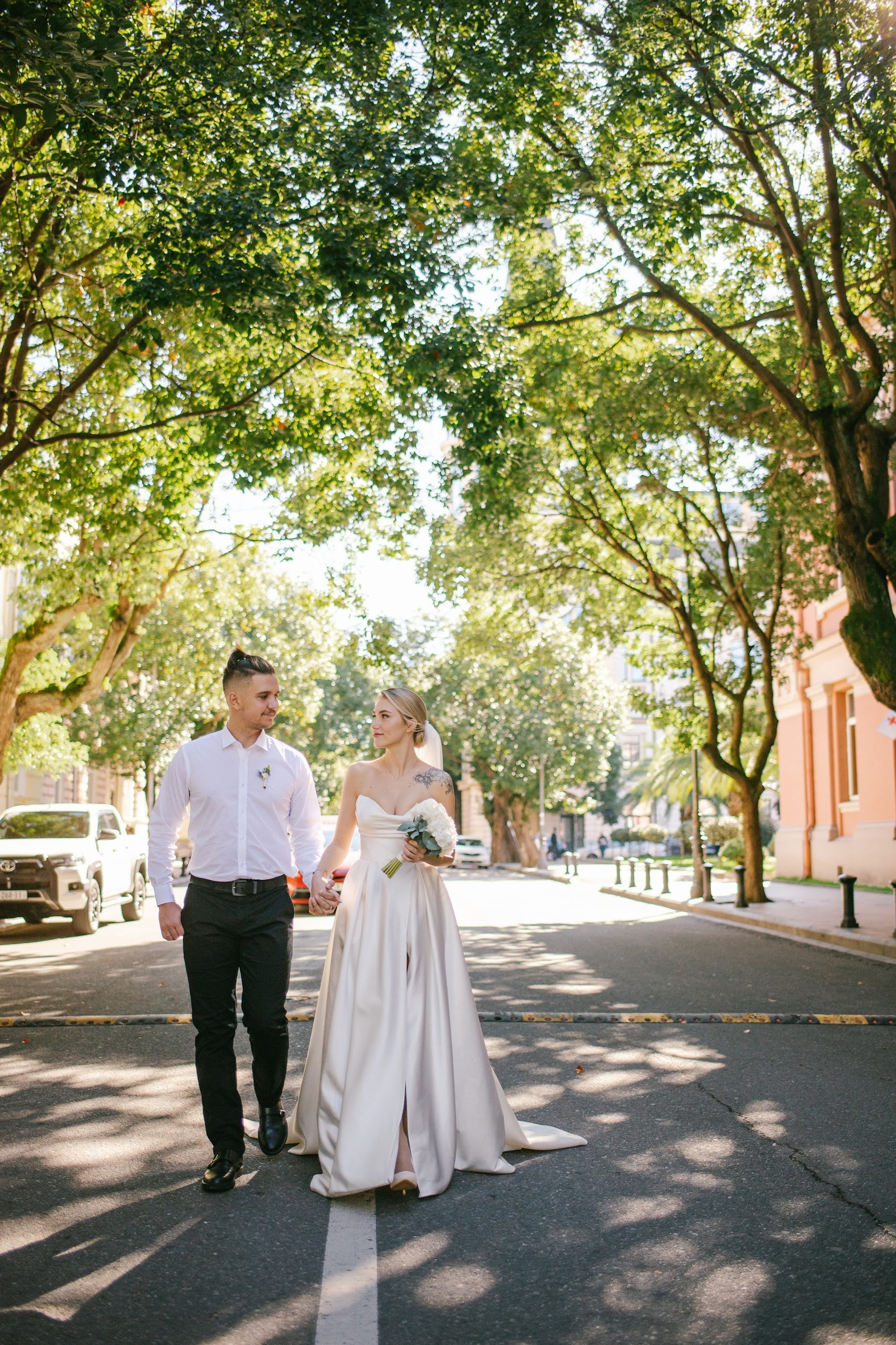 Wedding in Batumi for foreigners — Papers in 9 hours, Ceremony and Photographer. Арт Ивент Студио — Самое рейтинговое свадебное агентство в Грузии