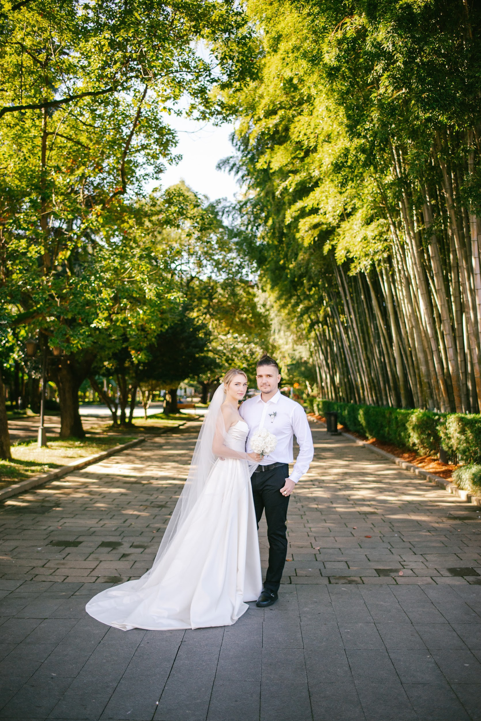 Wedding in Batumi for foreigners — Papers in 9 hours, Ceremony and Photographer. Арт Ивент Студио — Самое рейтинговое свадебное агентство в Грузии