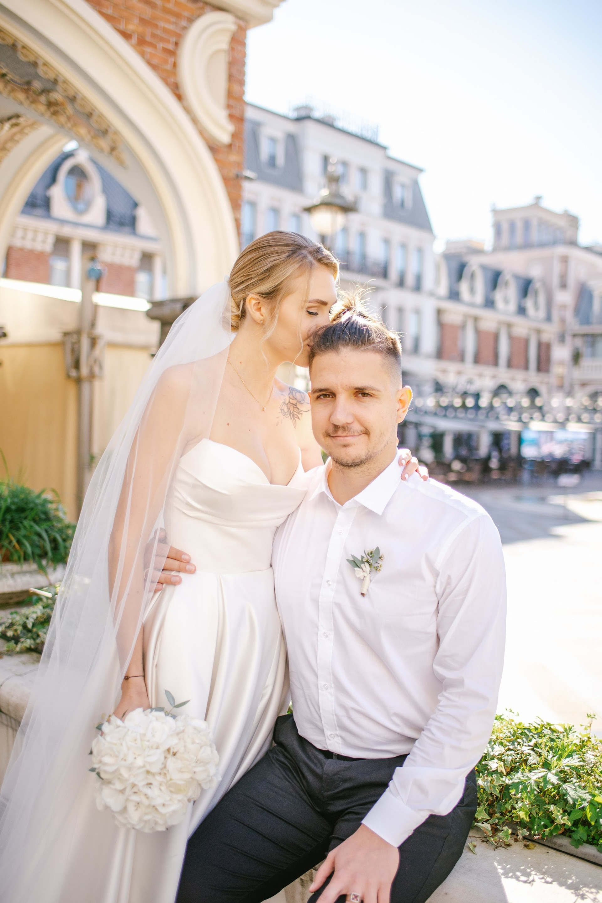 Wedding in Batumi for foreigners — Papers in 9 hours, Ceremony and Photographer. Арт Ивент Студио — Самое рейтинговое свадебное агентство в Грузии