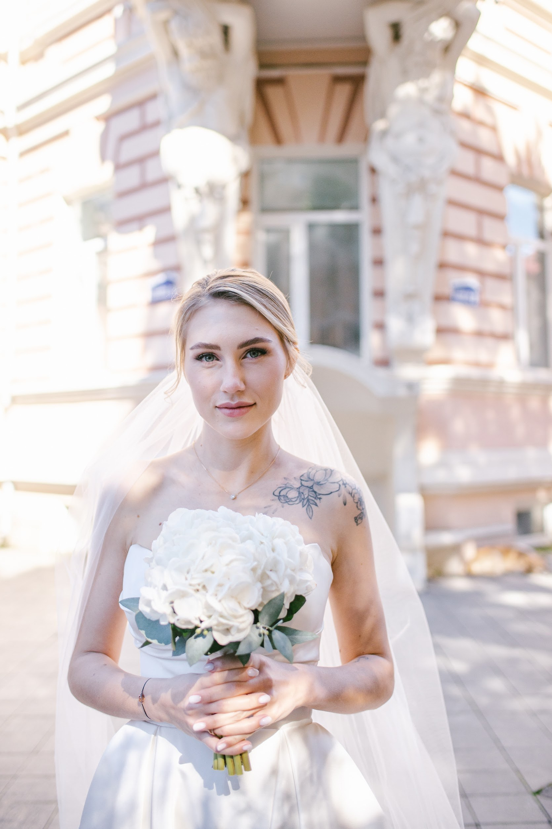 Wedding in Batumi for foreigners — Papers in 9 hours, Ceremony and Photographer. Арт Ивент Студио — Самое рейтинговое свадебное агентство в Грузии