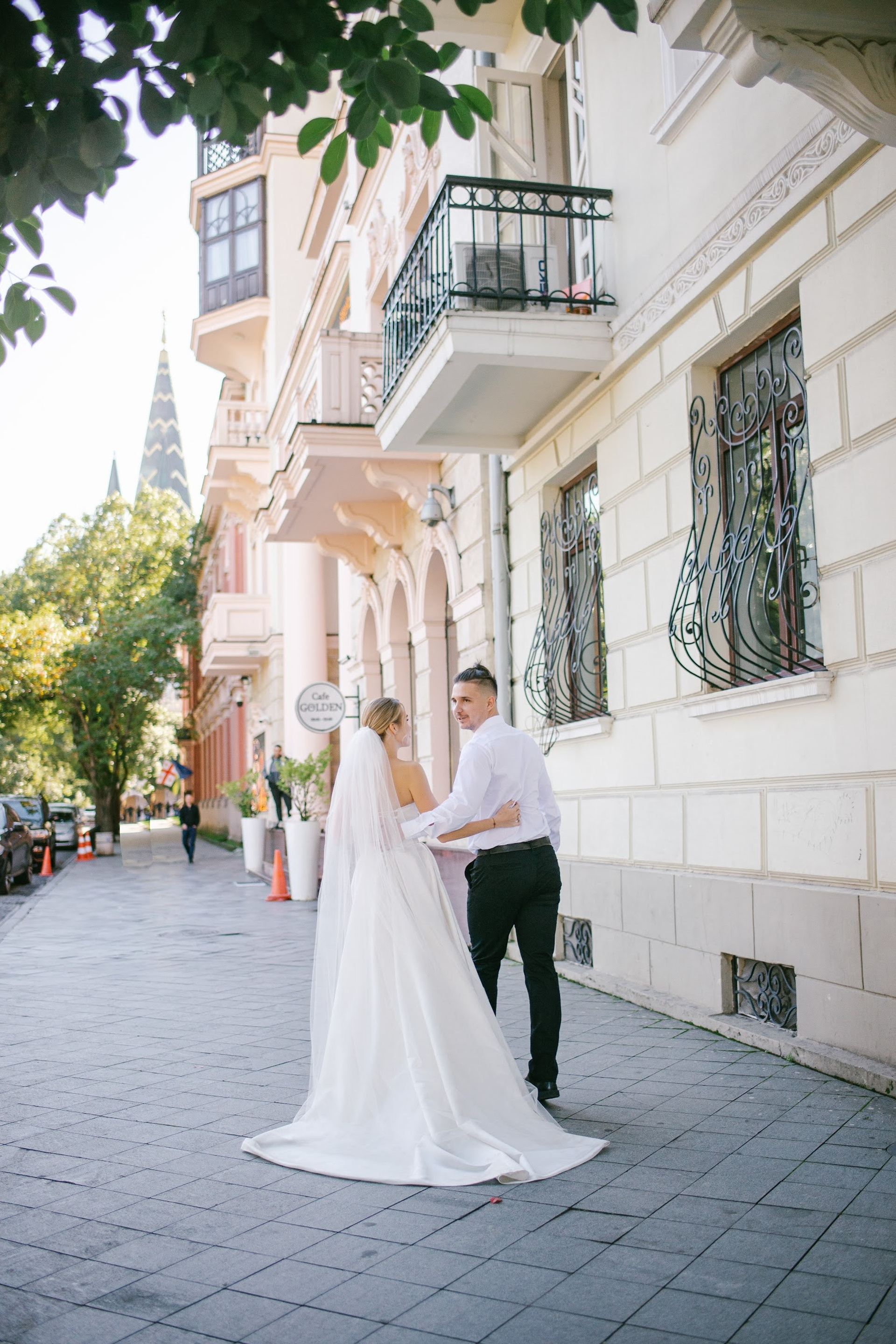 Wedding in Batumi for foreigners — Papers in 9 hours, Ceremony and Photographer. Арт Ивент Студио — Самое рейтинговое свадебное агентство в Грузии