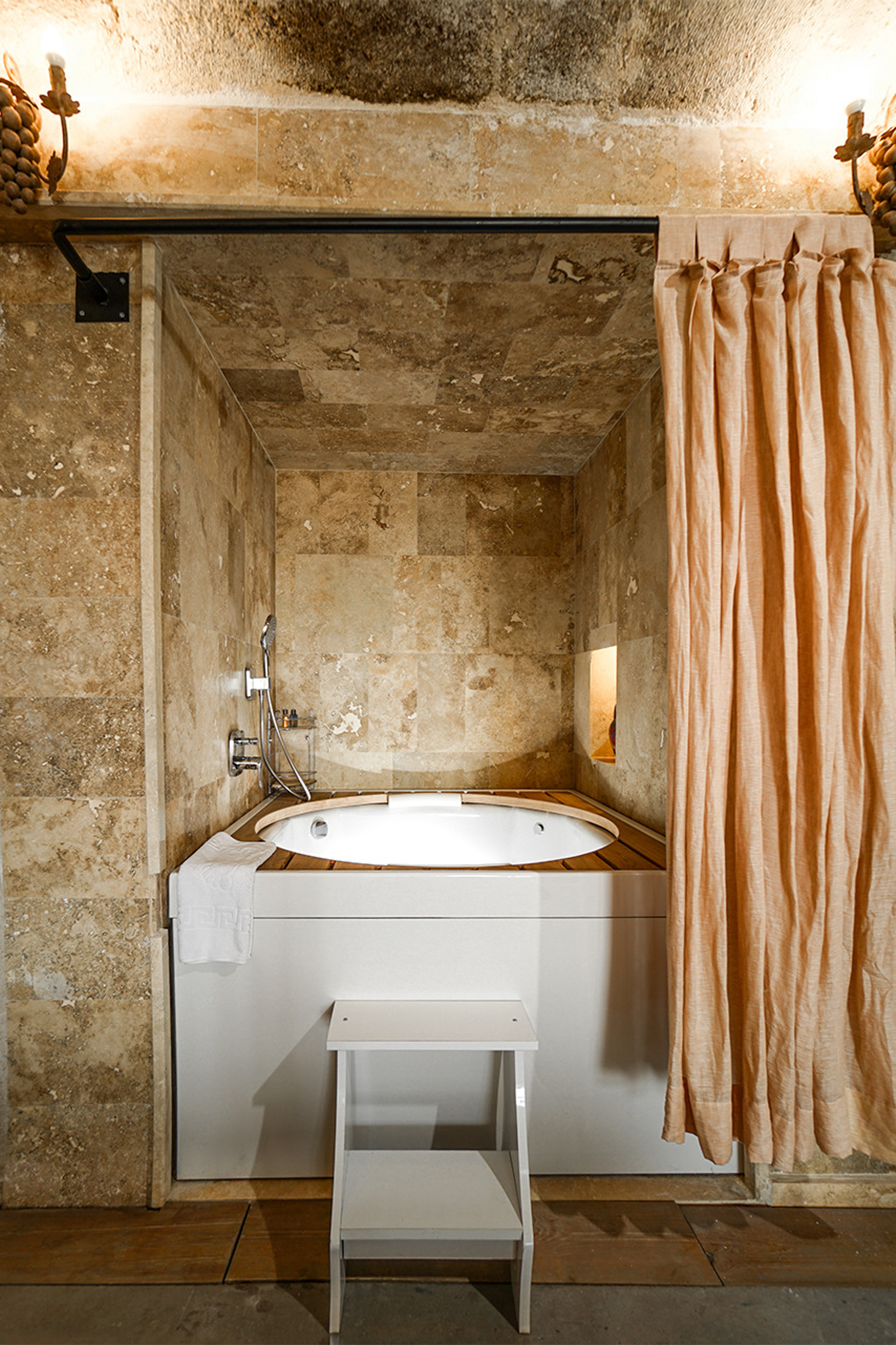 Pigeon Hotel. Владислав Ковальськи Фотограф