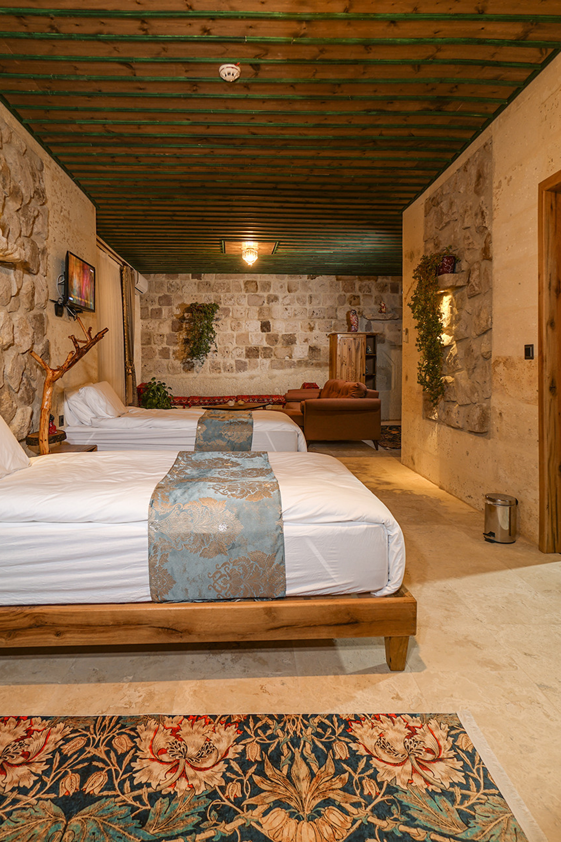 Serene Hotel. Владислав Ковальськи Фотограф