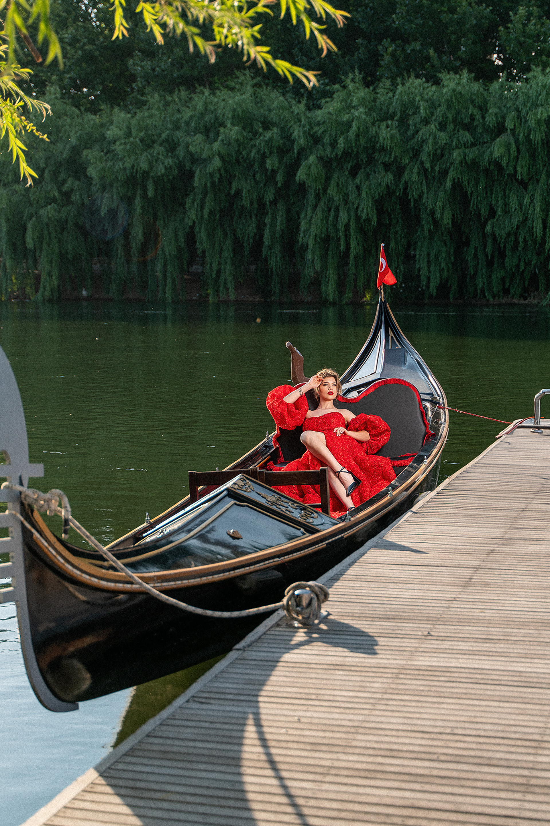 Gondola. Kovalski Group