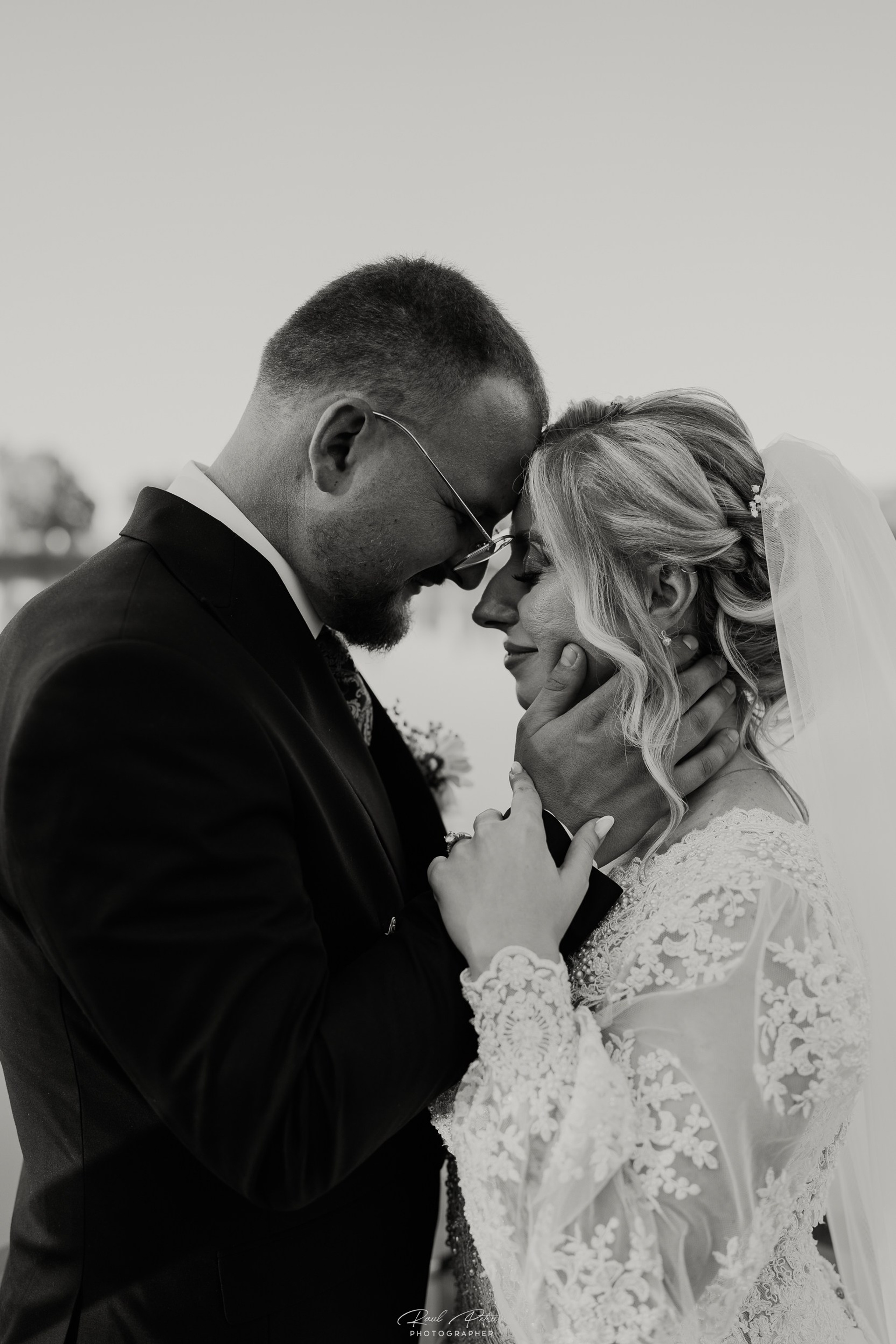 Wedding Photographer Reviews | Client Experience. Raul Petru Photographer
