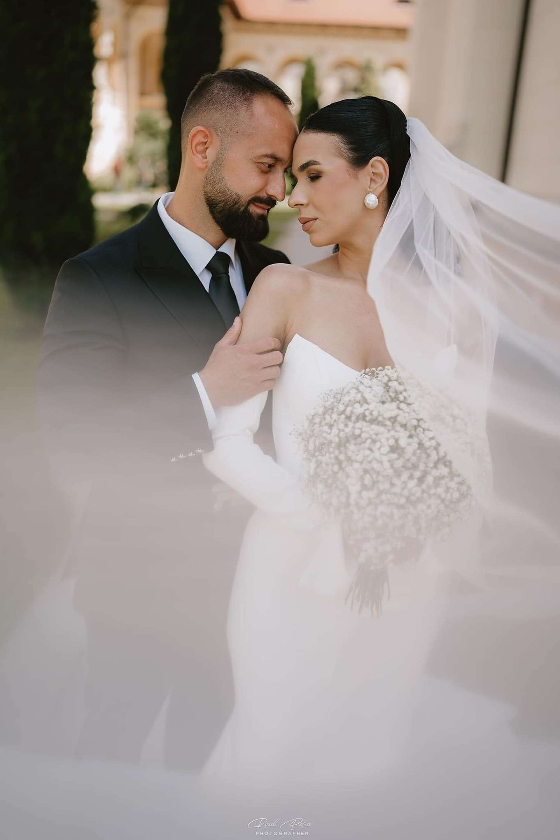 Wedding Photographer Reviews | Client Experience. Raul Petru Photographer