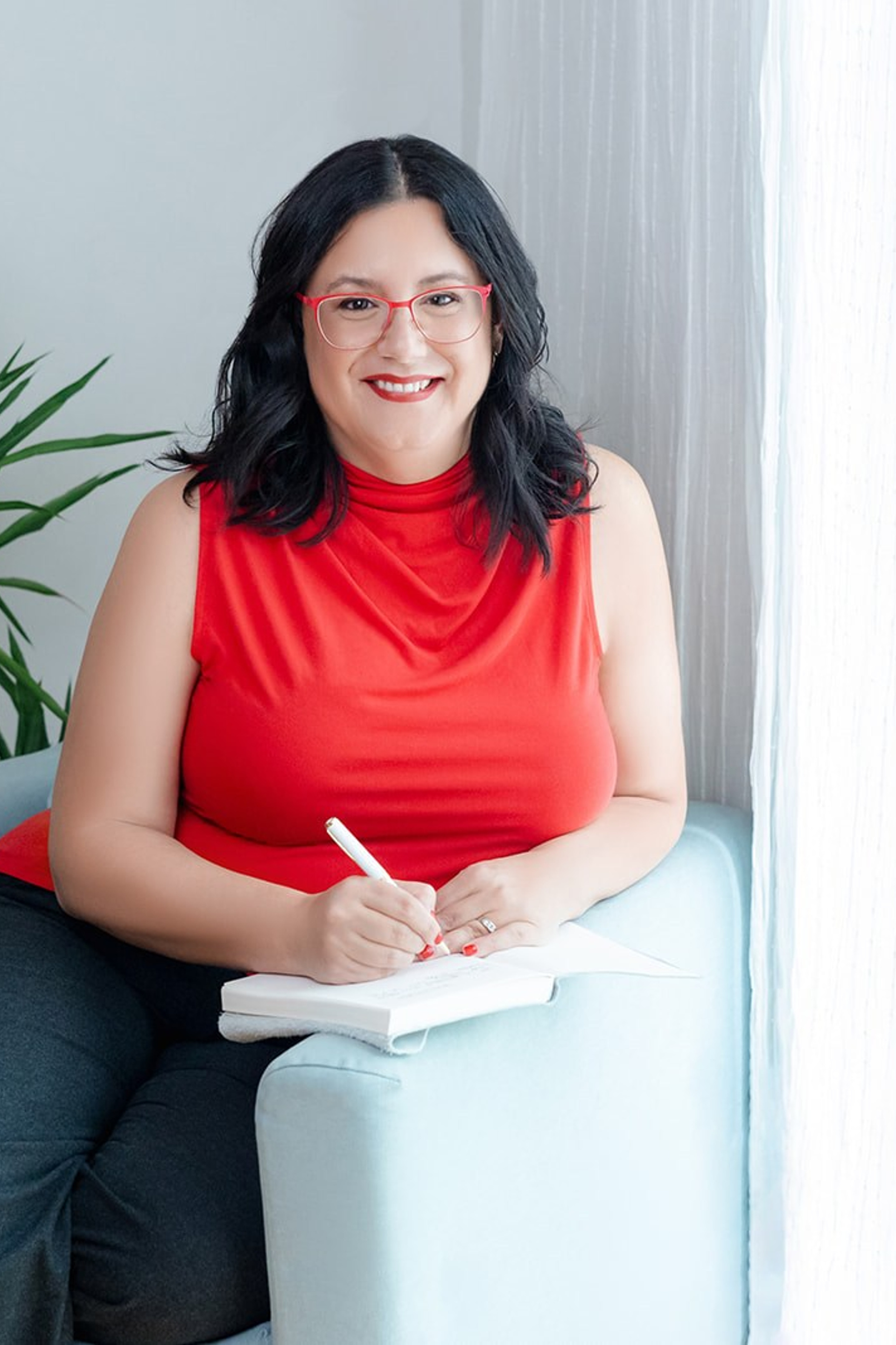 IRIS — Optometrist and Eye Exams — Alliston & Midland. Portrait and Personal Brand Photographer in Simcoe County, Ontario, Bobbi-jo Stuart