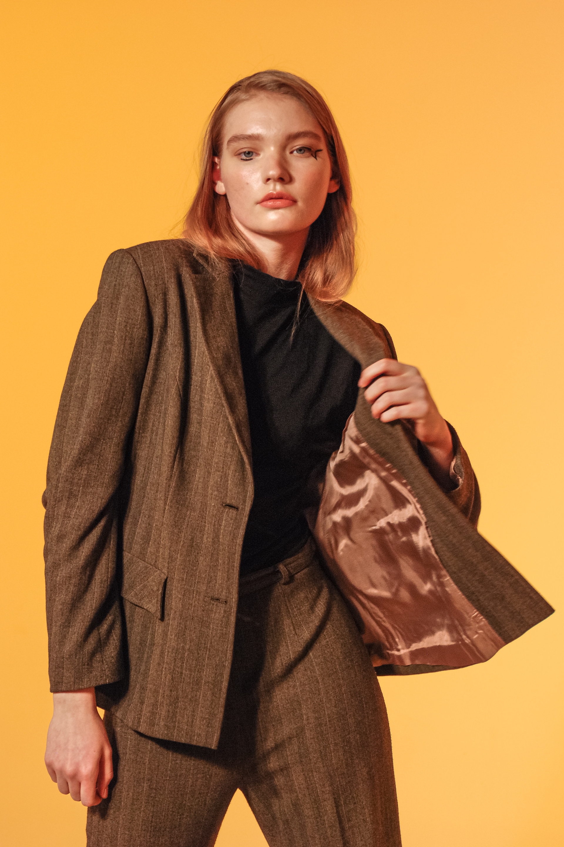 WOMEN. Alex Leonidov — Photographer