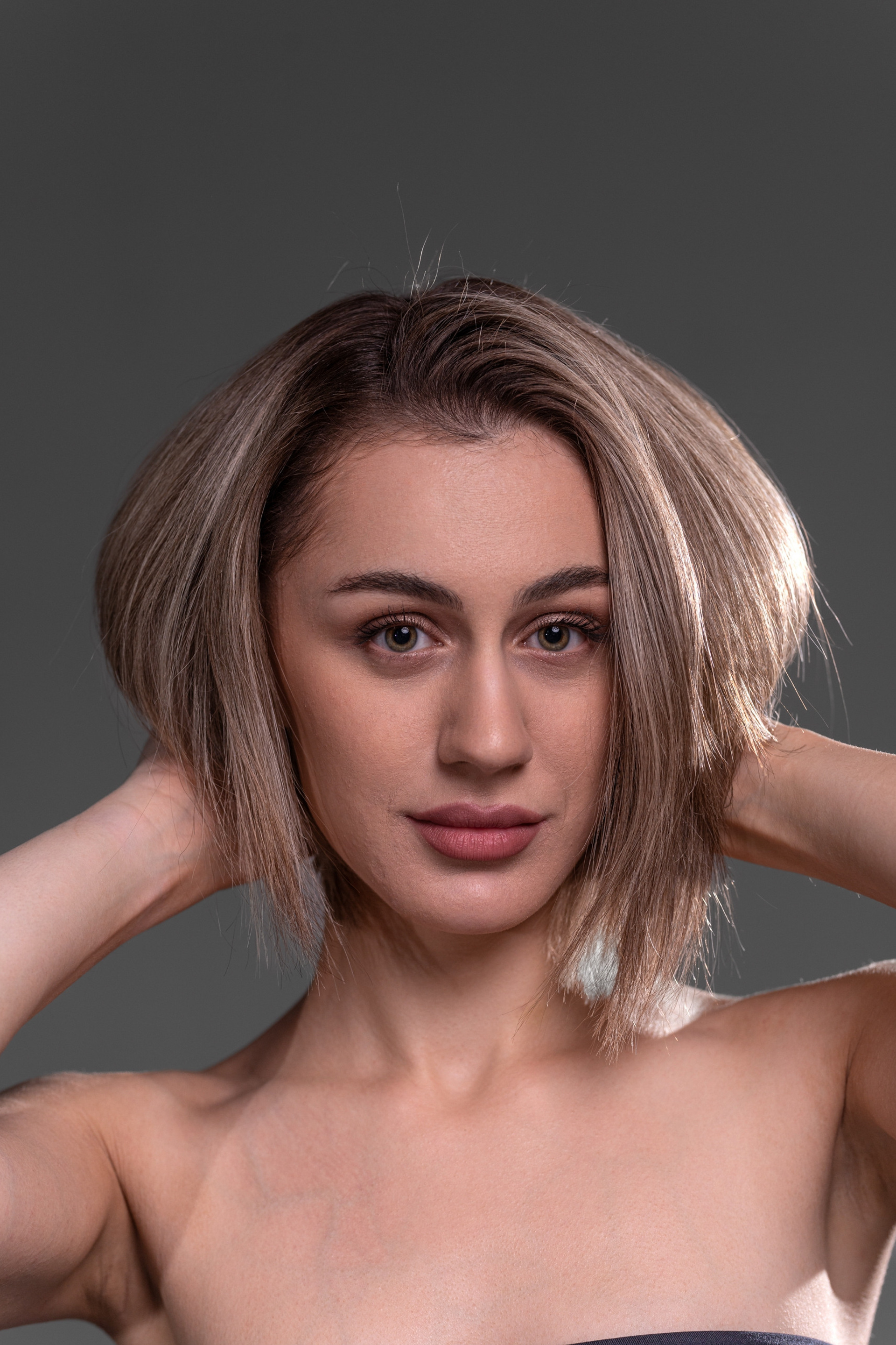 WOMEN. Alex Leonidov — Photographer