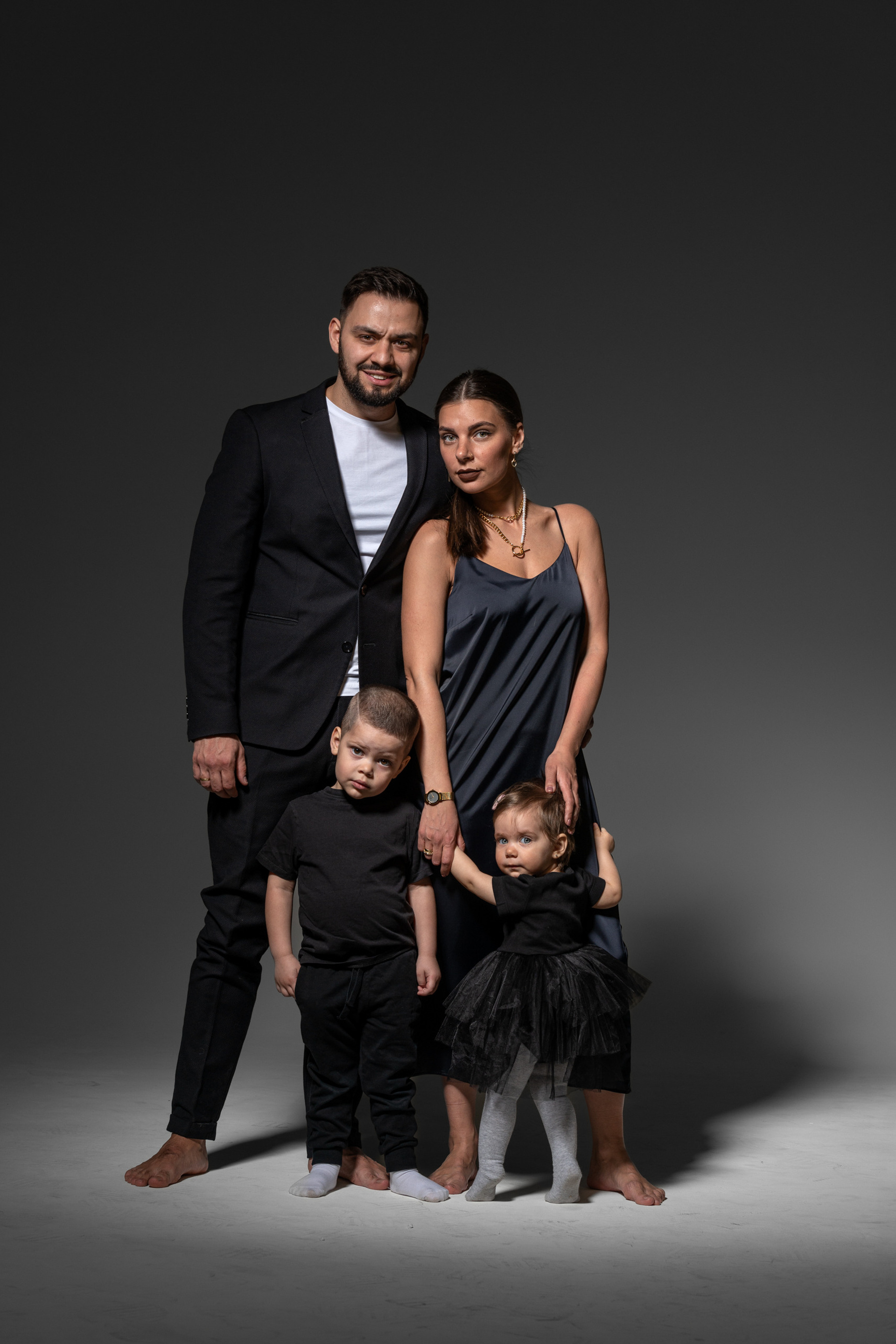 FAMILIES. Alex Leonidov — Photographer