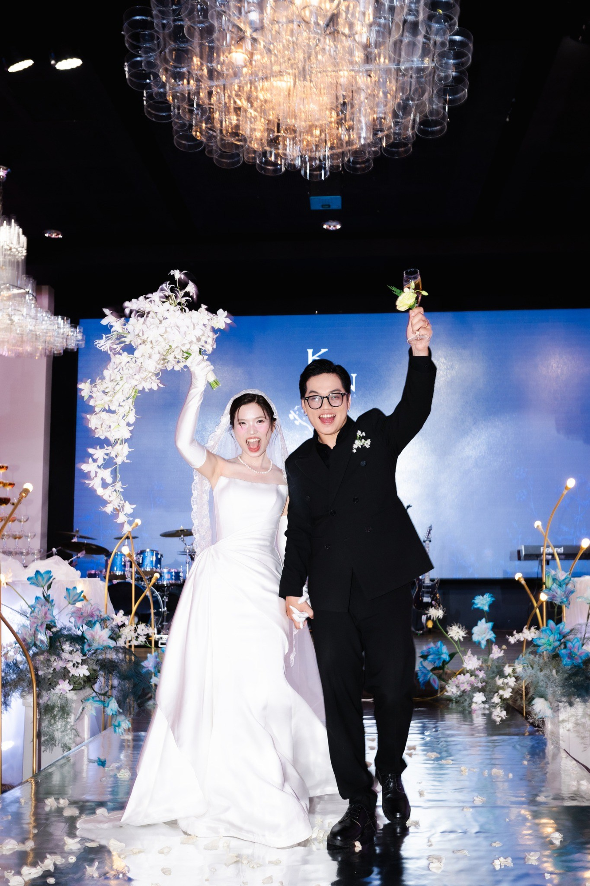 WEDDING. TheLoveMuseum