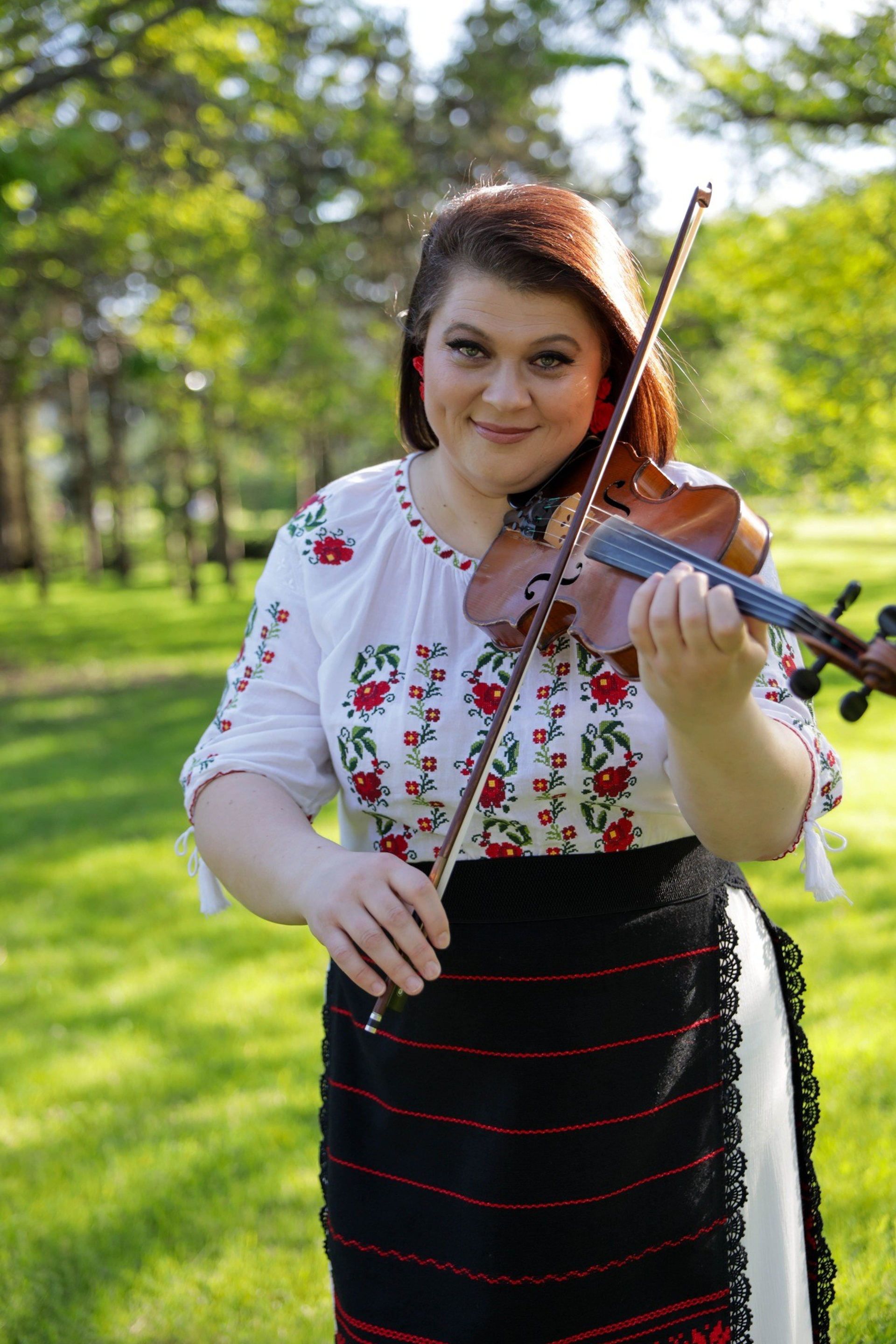 Alika Dia- Fotograf în Republica Moldova, Strășeni
