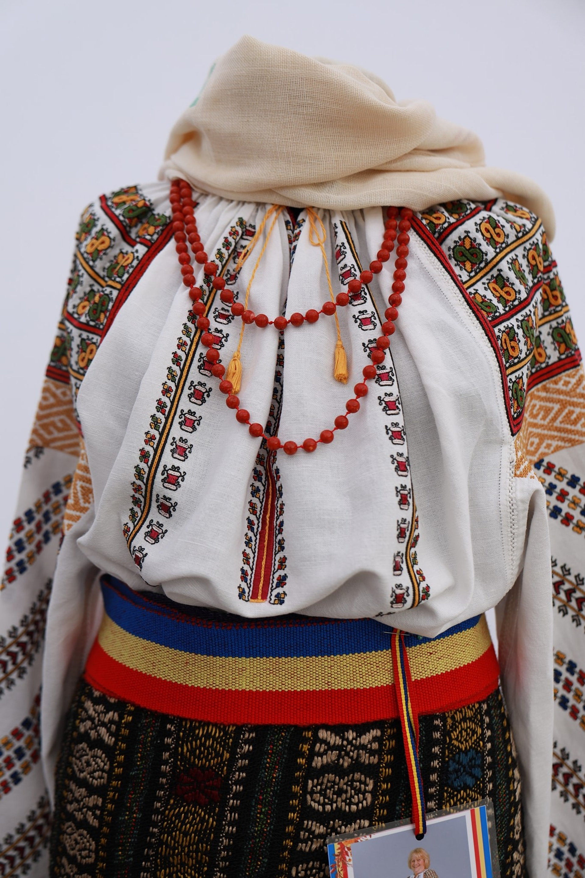Alika Dia- Fotograf în Republica Moldova, Strășeni