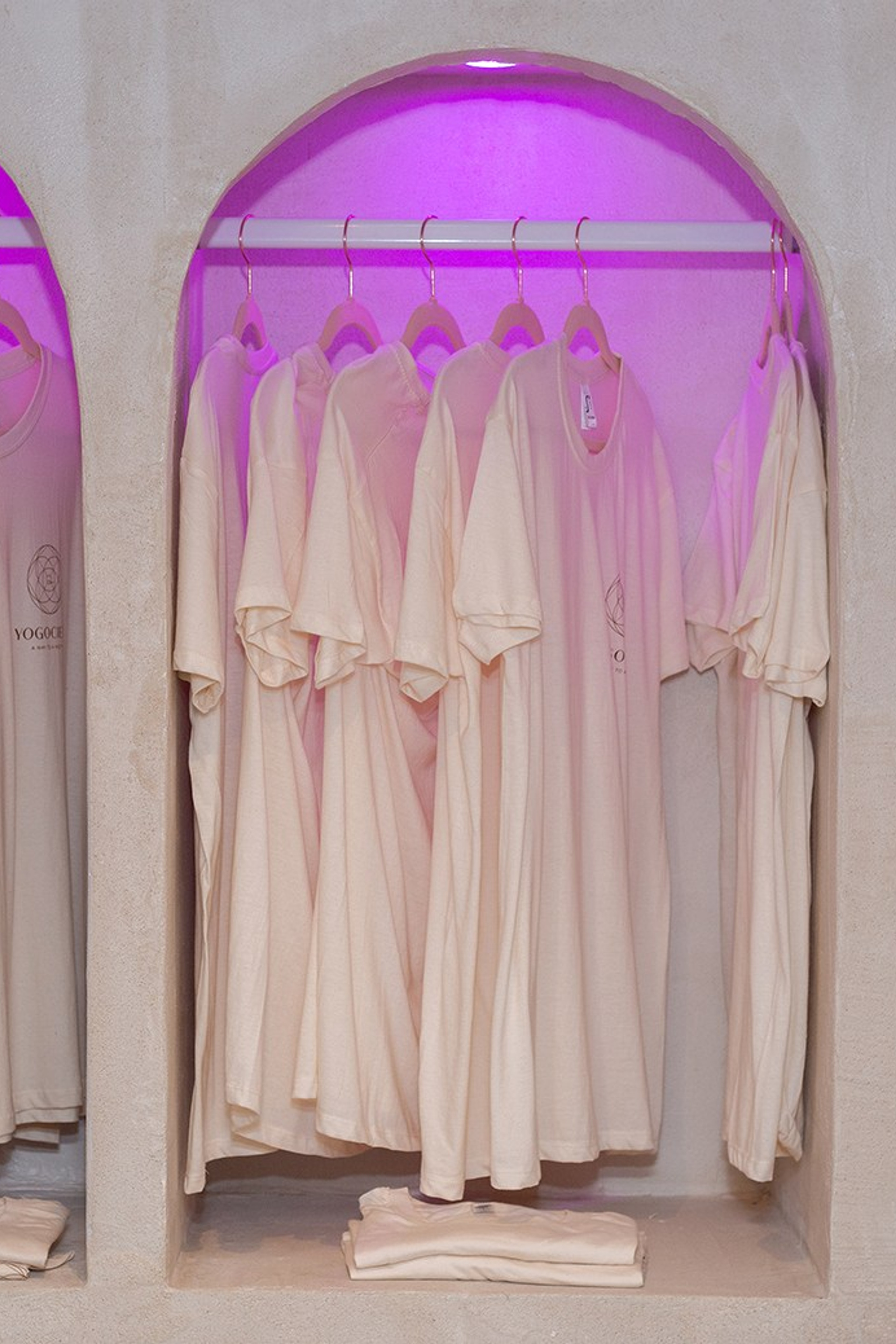 YOGOCIETY. Екатерина Матьё — профессиональный фотограф из города Осер Франция