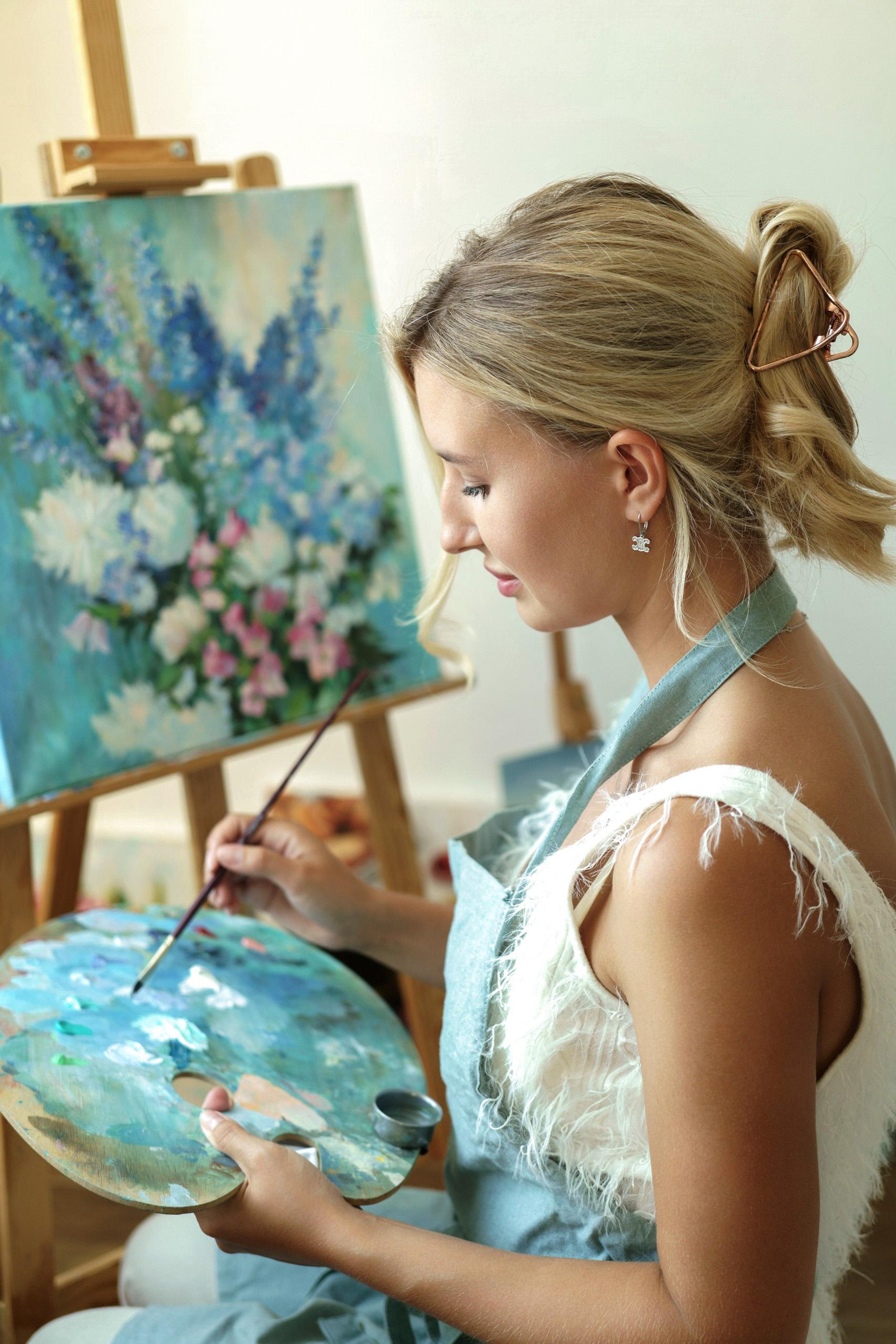 « художница и ее палитра: фотосессия творчества »