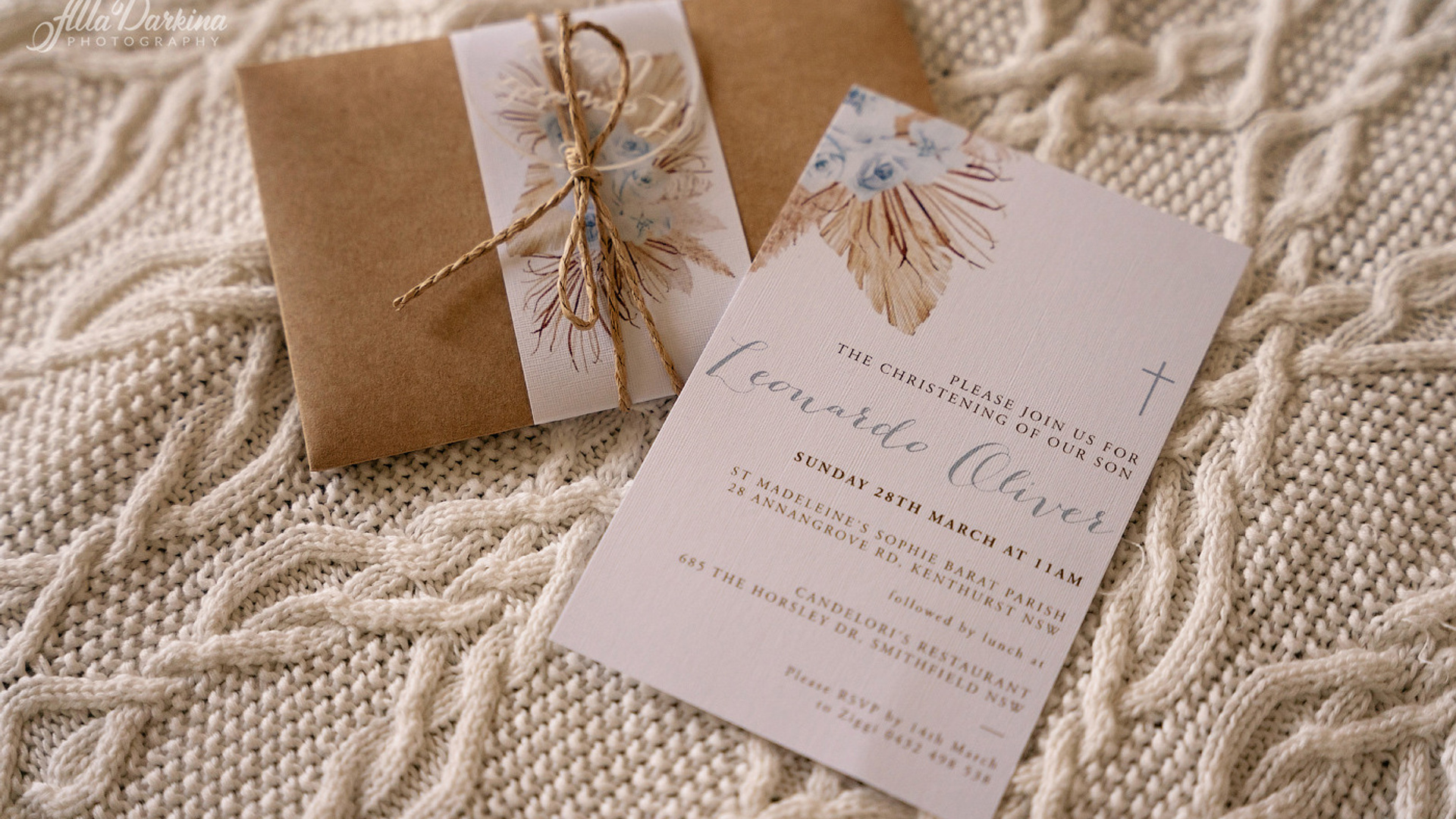 Christmas mini sessions 2020| Sydney. Newborn and family photographer. Hills District. Sydney