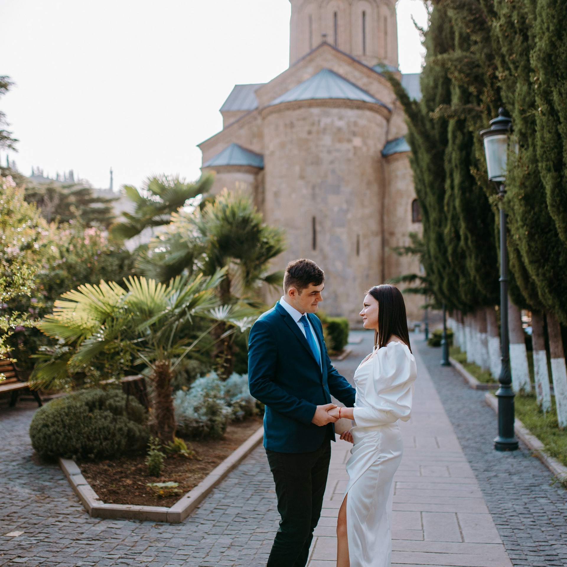 Официальная роспись в Тбилиси. Art Event Studio — Wedding in Georgia with professionals