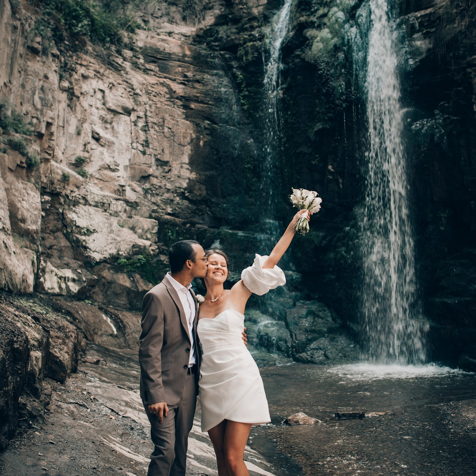 Civil Marriage in Tbilisi, Georgia. Арт Ивент Студио — Свадьбы и мероприятия в Грузии 💜