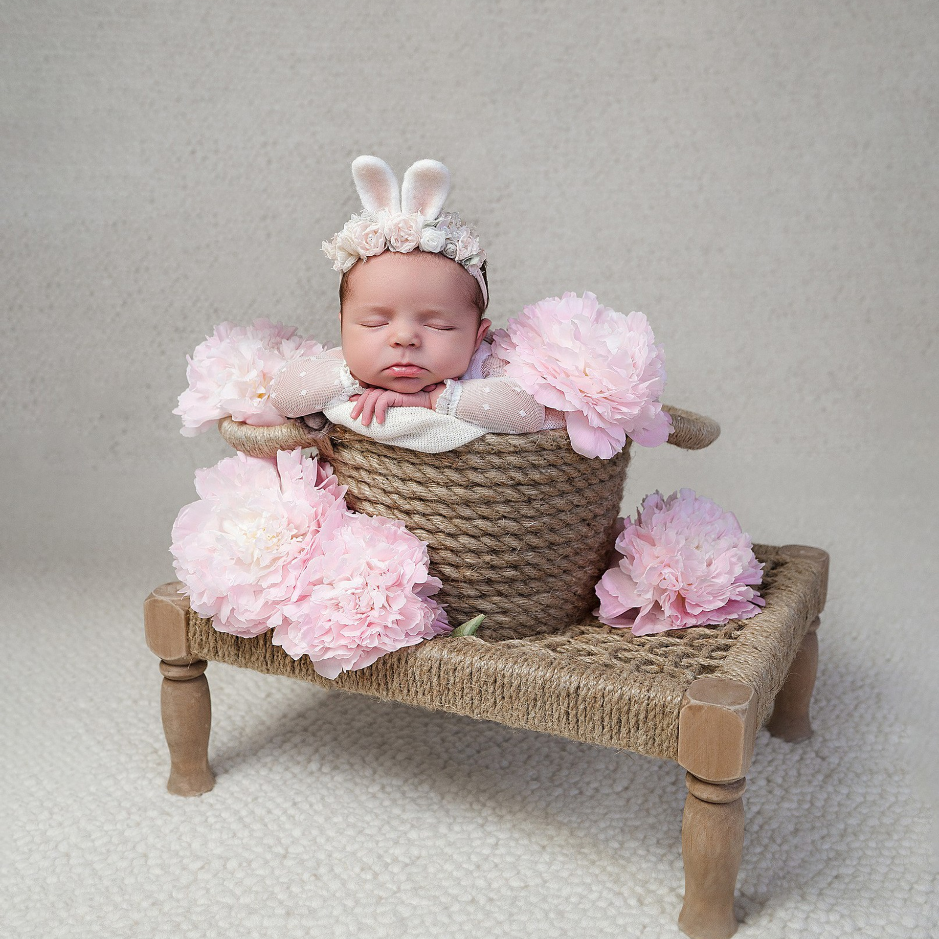 Newborn studio. Bébé Newborn Photographer in Copenhagen