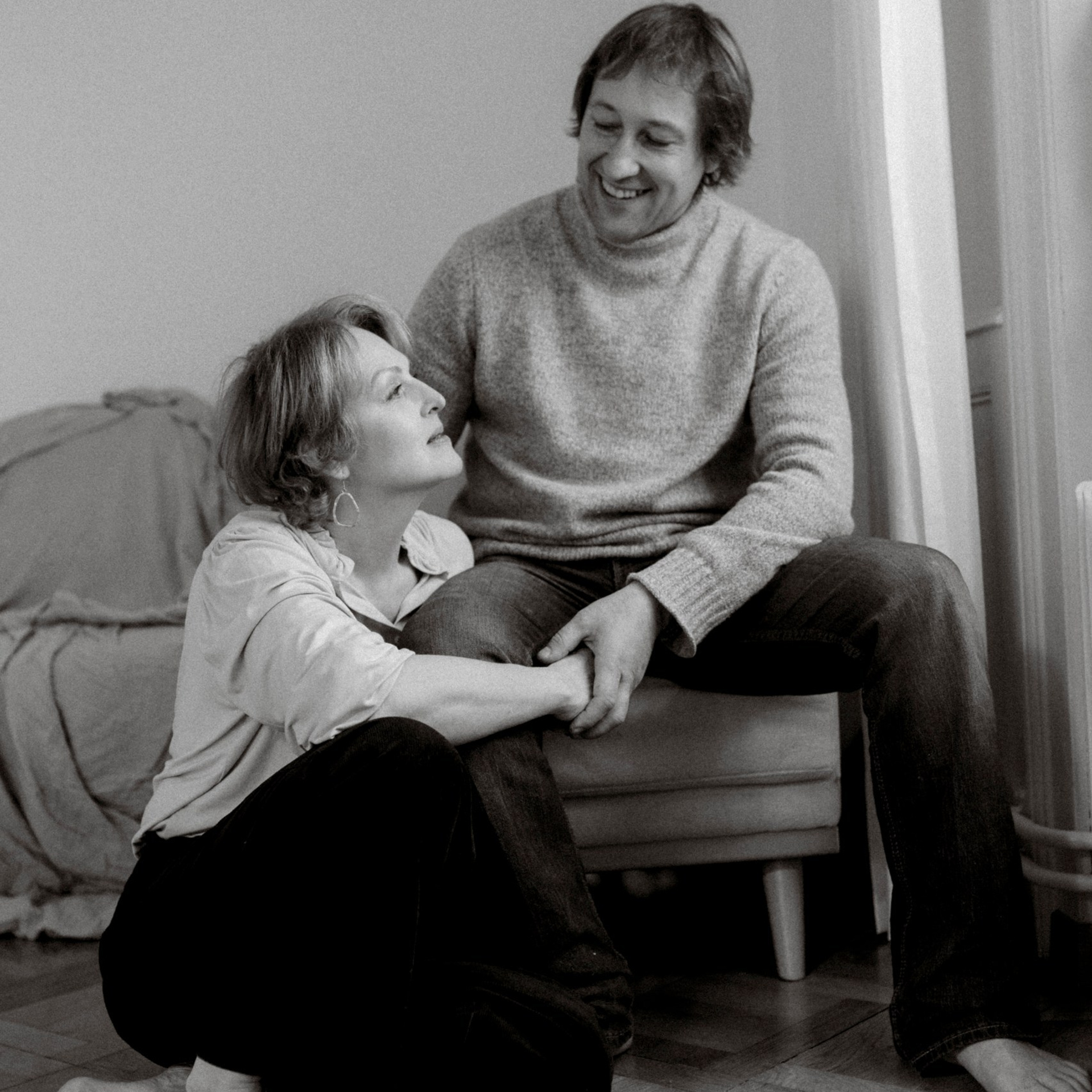 Reviews. Polina Sobol — family & documentary photographer in Bern. Outdoor & urban photo sessions for families, kids and couples