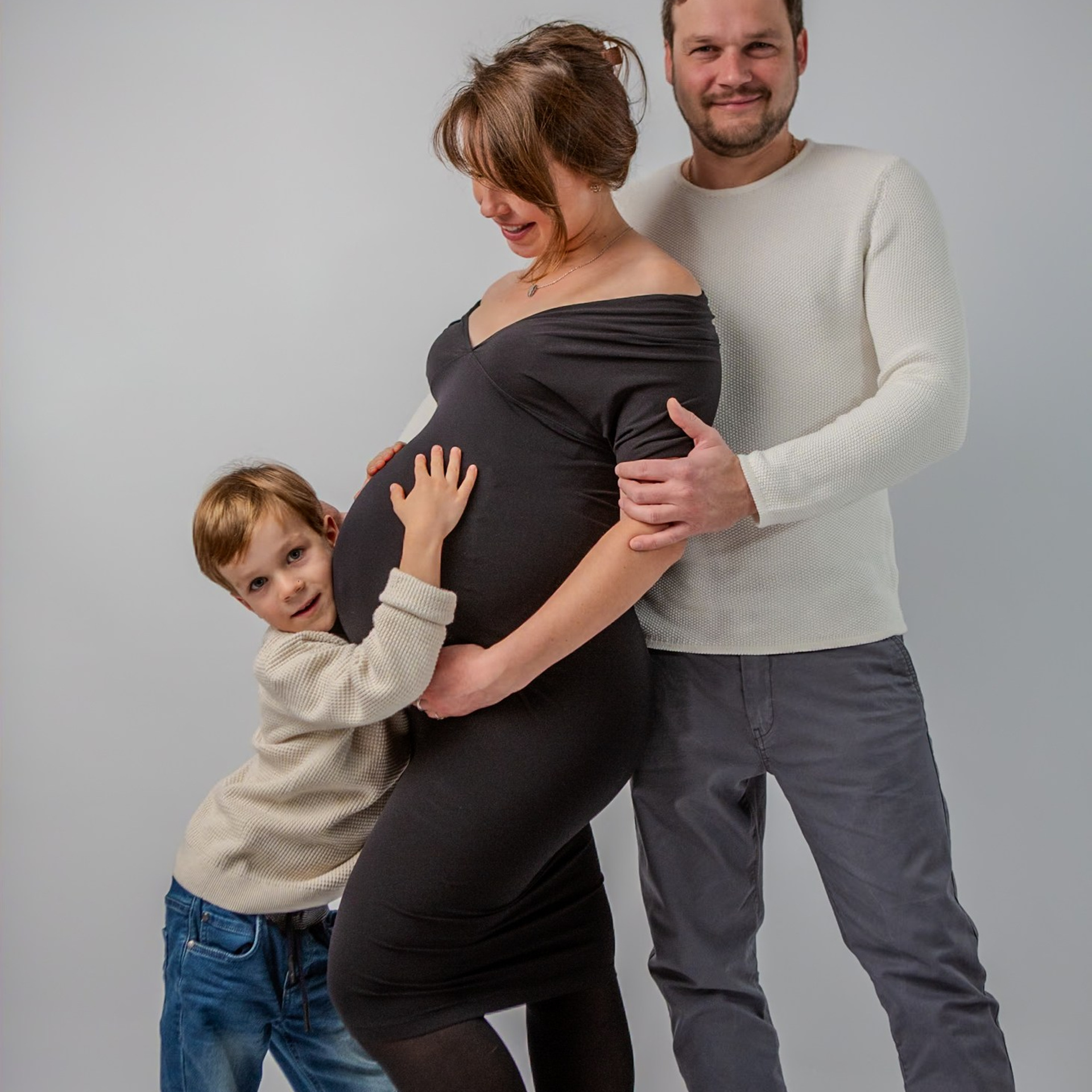 #babybauch#babybauchfotowangen#babybauchfotolindau#babybauchfotobodensee#babybauchfotoallgäu #babybauchshooting #babybauchbilder #babybauchfotoshooting #froheostern #weihnachtsfotoshooting #weihnachtsfotos #weihnachtsshooting #christmasshooting #kindershooting #weihnachtsminis #kinderfotoshooting #weihnachtsfotografie #weihnachtsaktion #kinderfotograf #kinderfotos #kinderfotografin #familienfotografie #familienfotografin #familienfotograf #familienfotoswangen #familienfoto #familienfotoshooting #dokumentarischefamilienfotografie #natürlichefamilienfotografie #familienfotograflindau #familienfotografiebregeny #familienfotoswangen #kinderphotographywangen #kindergartenphotographylindau