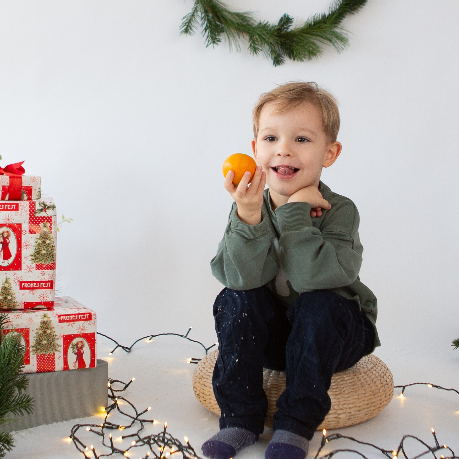 #weihnachtsfotoshooting #weihnachtsfotos #weihnachtsshooting #christmasshooting #kindershooting #weihnachtsminis #kinderfotoshooting #weihnachtsfotografie #weihnachtsaktion #kinderfotograf #kinderfotos #kinderfotografin #familienfotografie #familienfotografin #familienfotograf #familienfotos #familienfoto #familienfotoshooting #dokumentarischefamilienfotografie #natürlichefamilienfotografie #familienfotograflindau #familienfotografiemünchen #familienfotosmünchen #kinderphotography #kindergartenphotography#familienfotografwangen