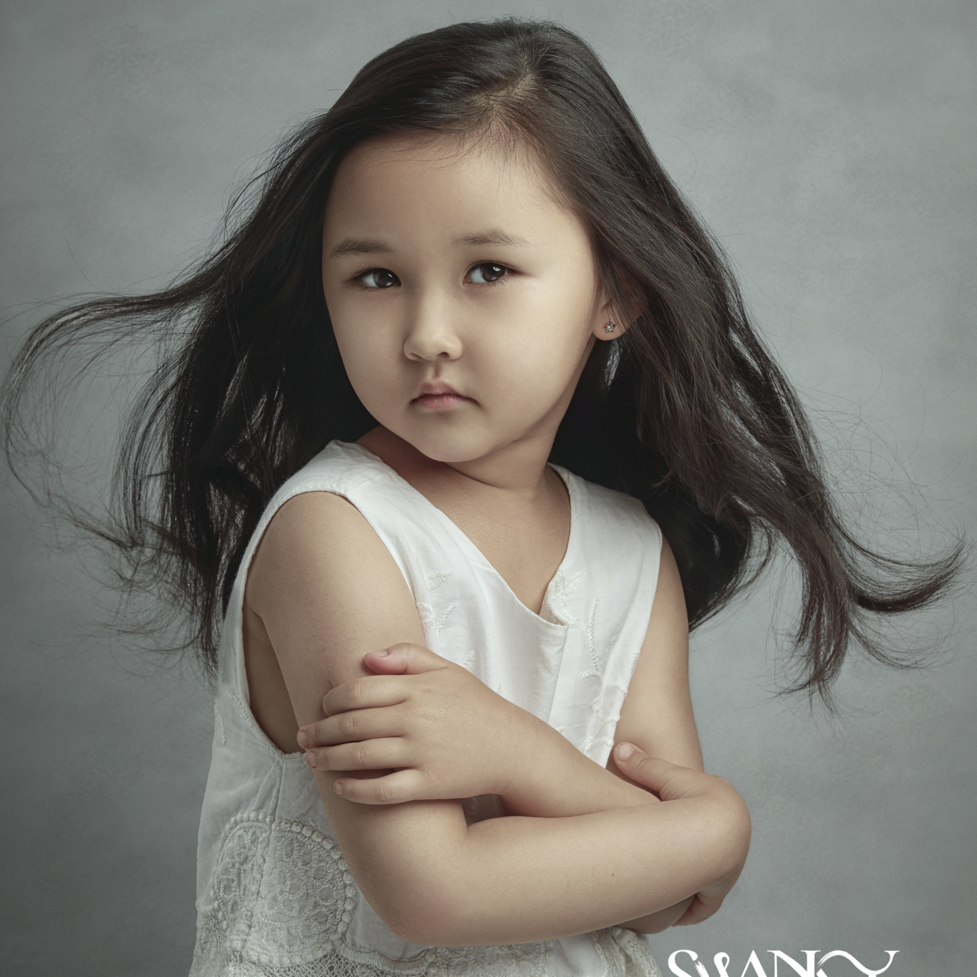 Magazines. Fine-art children photographer