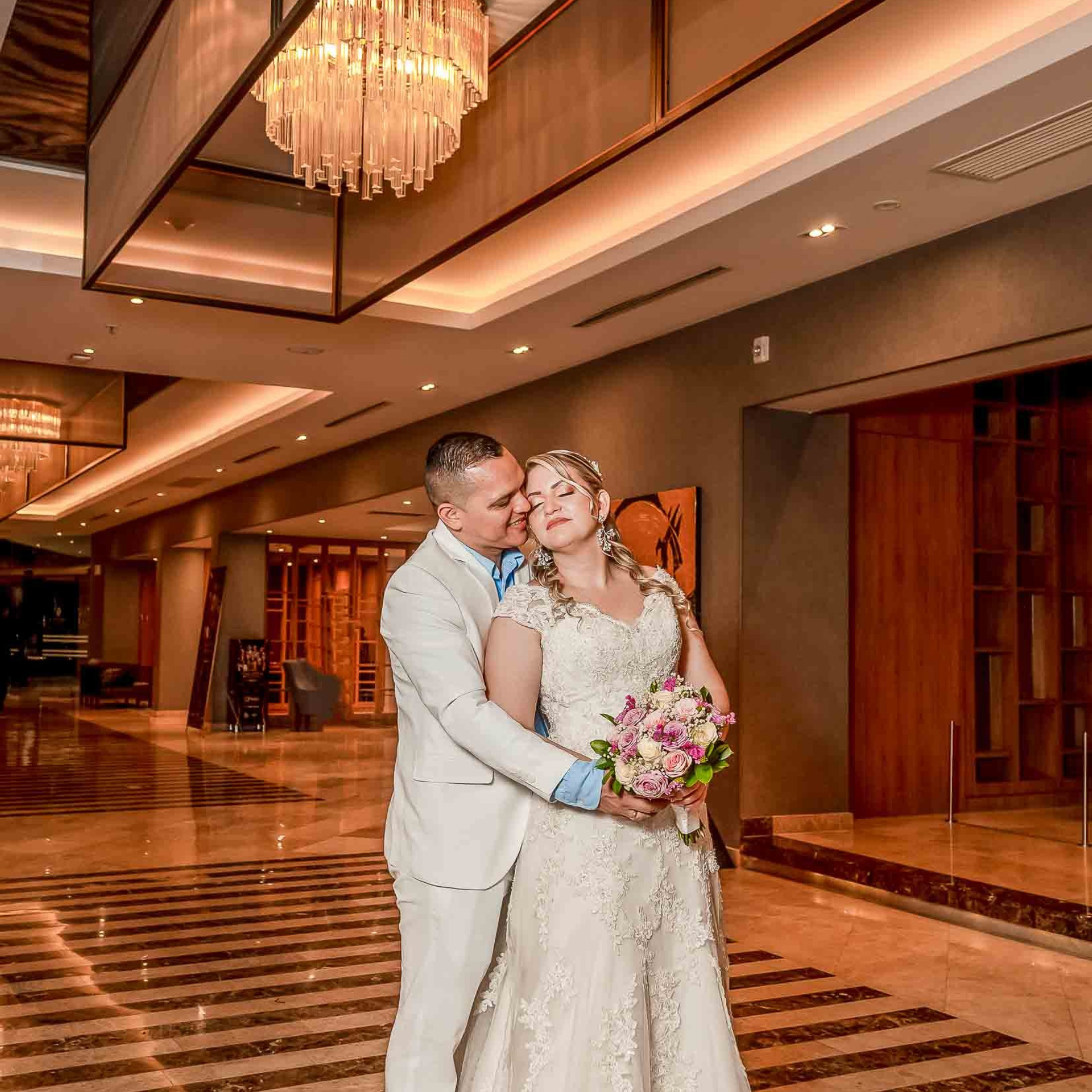 Boda Hotel Intercontinental - Lesly & William