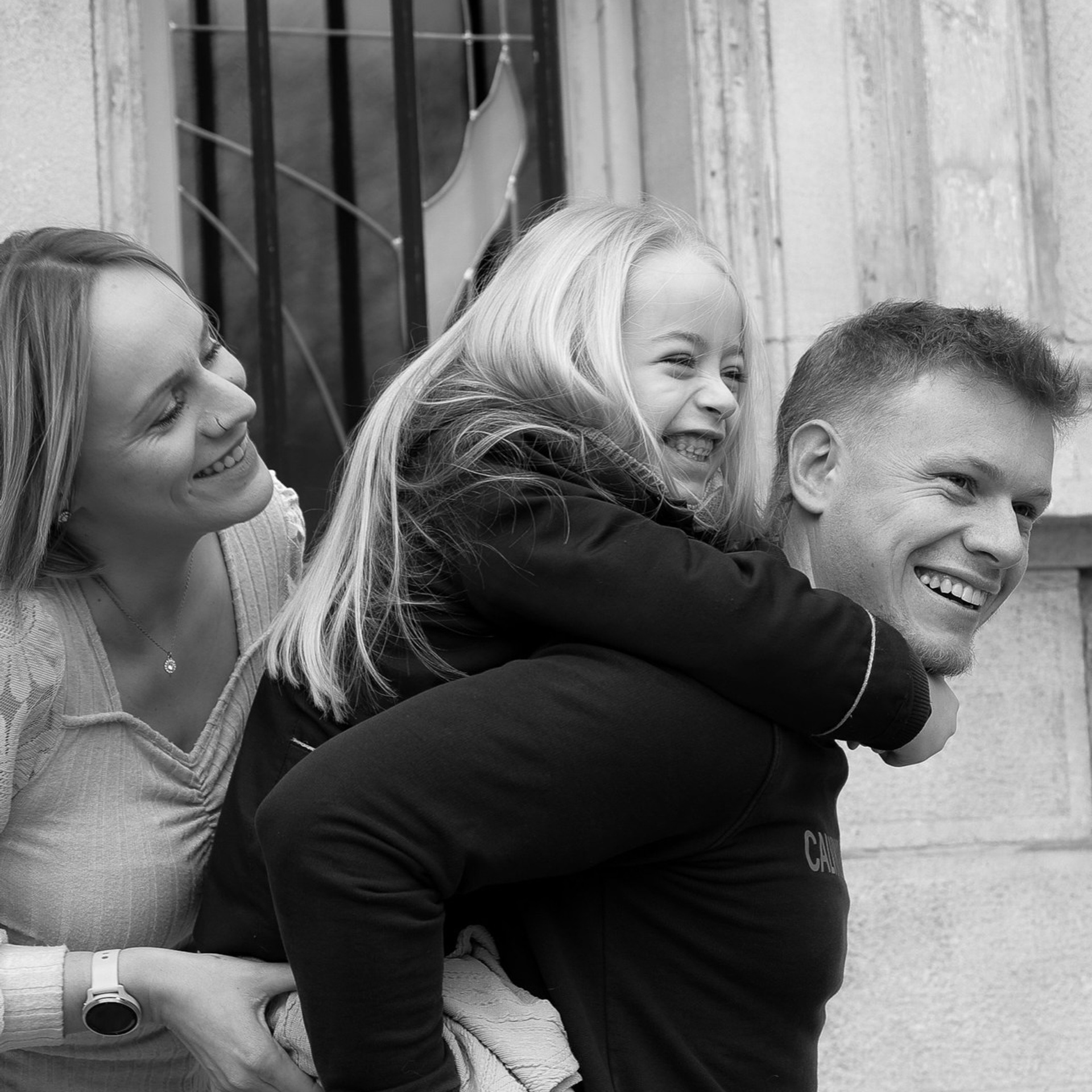 Témoignages. Photographe de mariage et famille à Nancy - studio et extérieur - MSPhotography