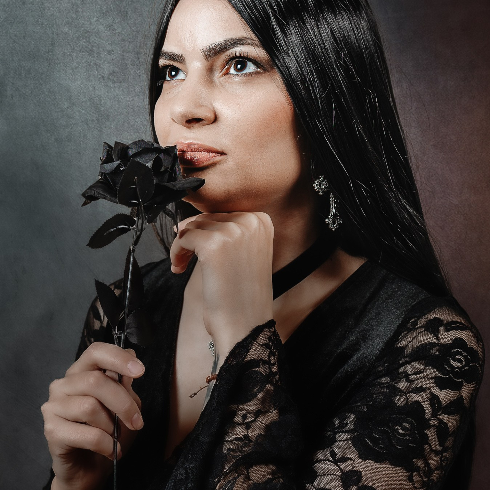 Maria — Adams Style