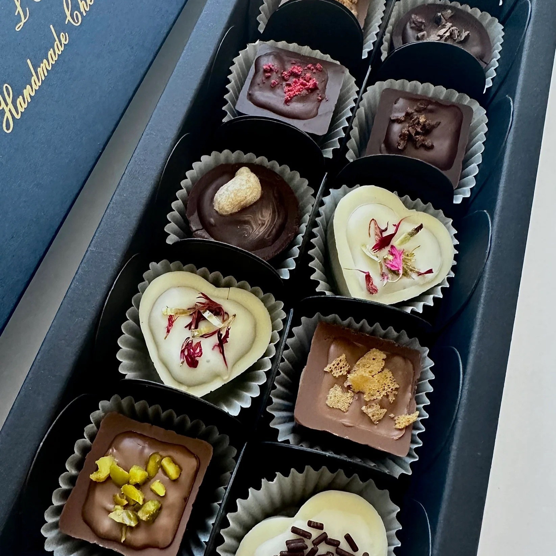 18 Schokoladen-Pralinen Geschenkbox