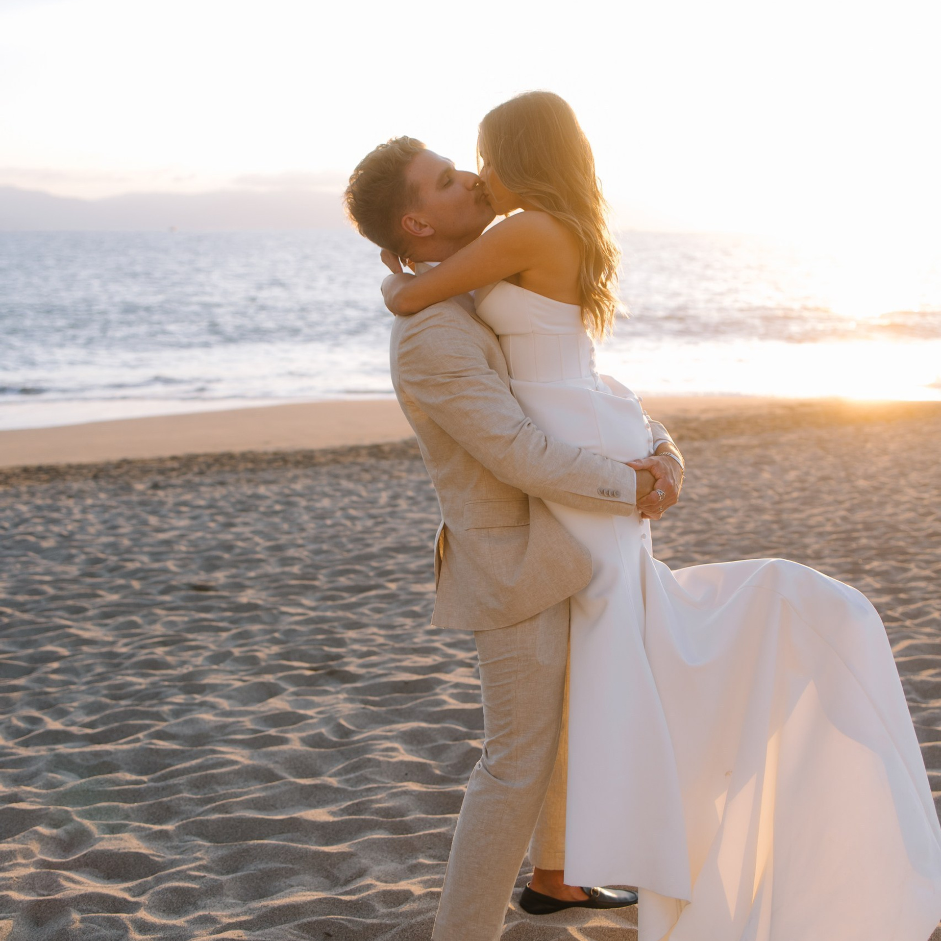 Reviews. Wedding photographer Mexico Sayulita Puerto Vallarta Punta Mita Cabo
