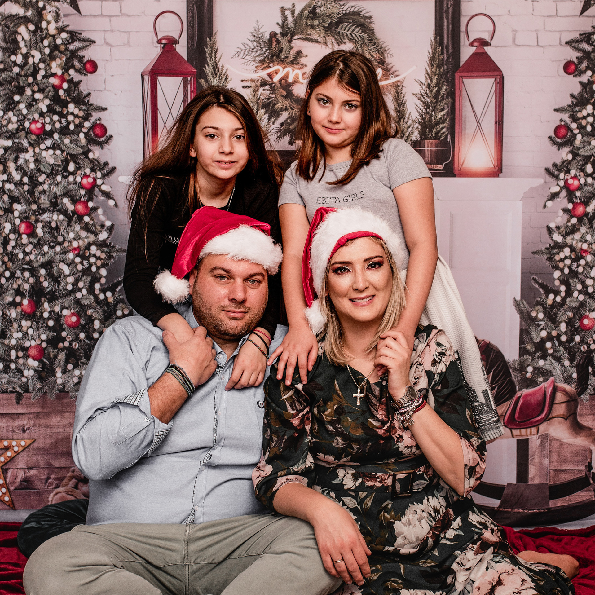 Επαγγελματική φωτογράφιση εγκυμοσύνης και νεογέννητου στη Ρόδο. Φωτογράφος νεογέννητων στη Ρόδο. Φωτογράφιση εγκυμοσύνης