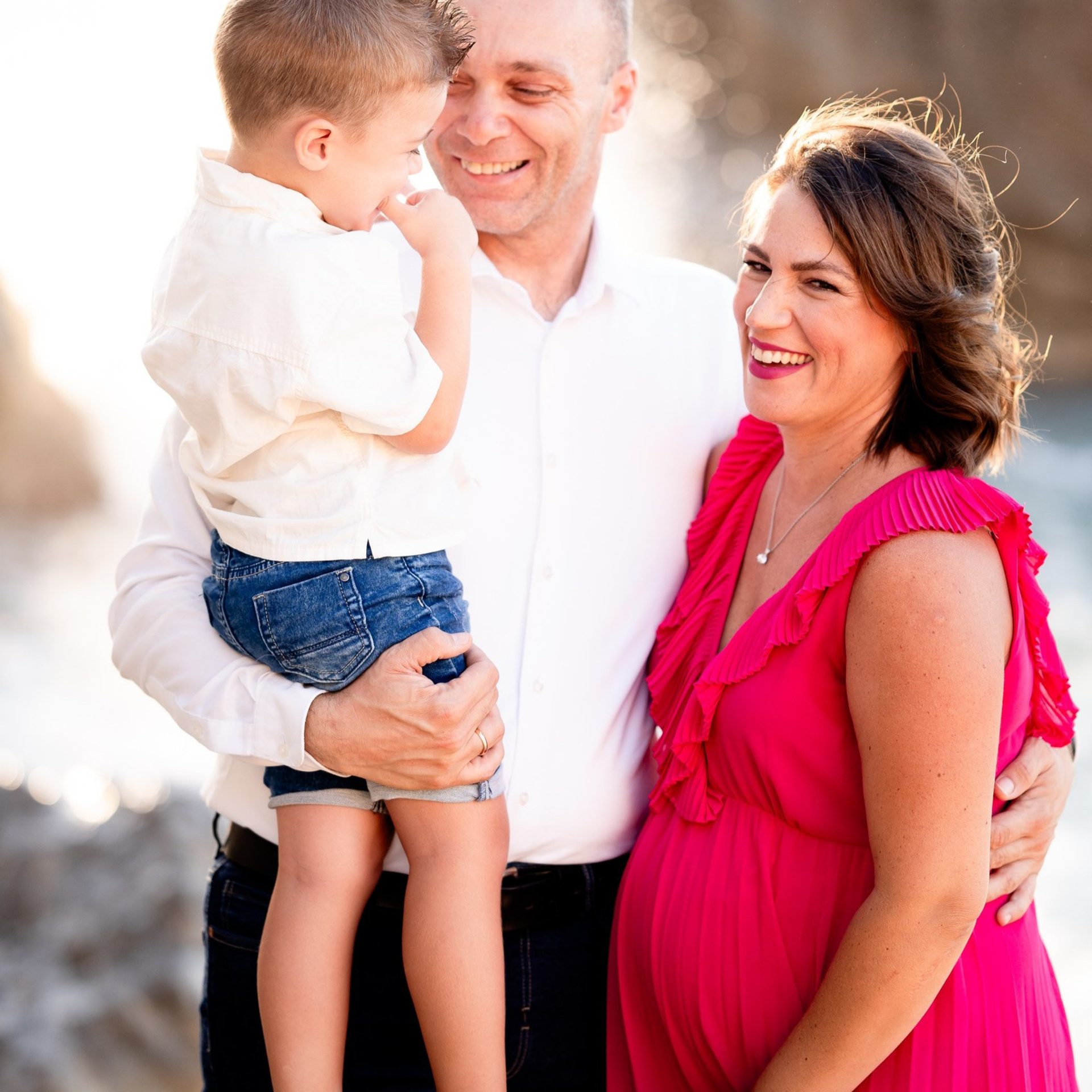 Επαγγελματική φωτογράφιση εγκυμοσύνης και νεογέννητου στη Ρόδο. Φωτογράφος νεογέννητων στη Ρόδο. Φωτογράφιση εγκυμοσύνης