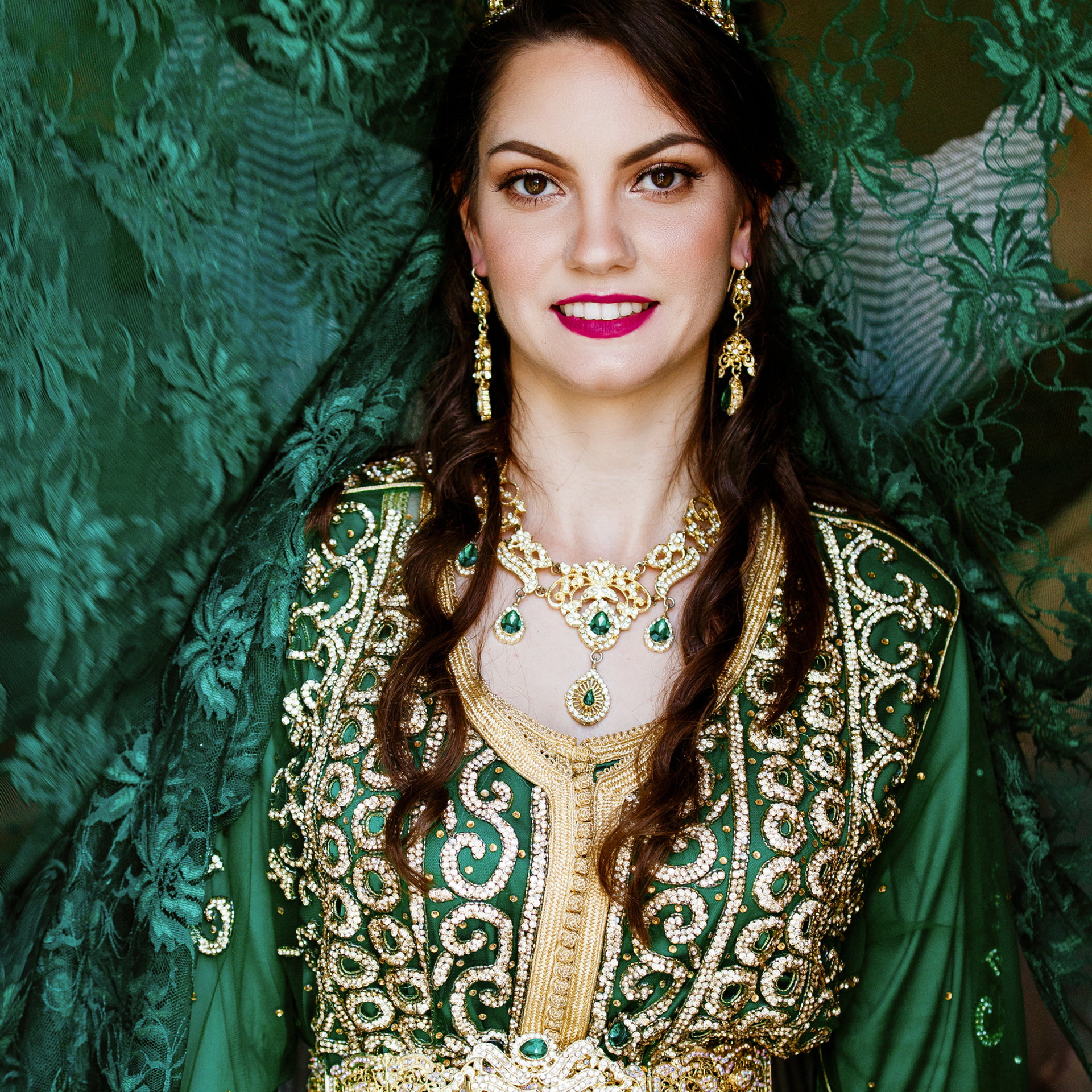 Написать отзыв. Профессиональный фотограф в Таллинне Анастасья