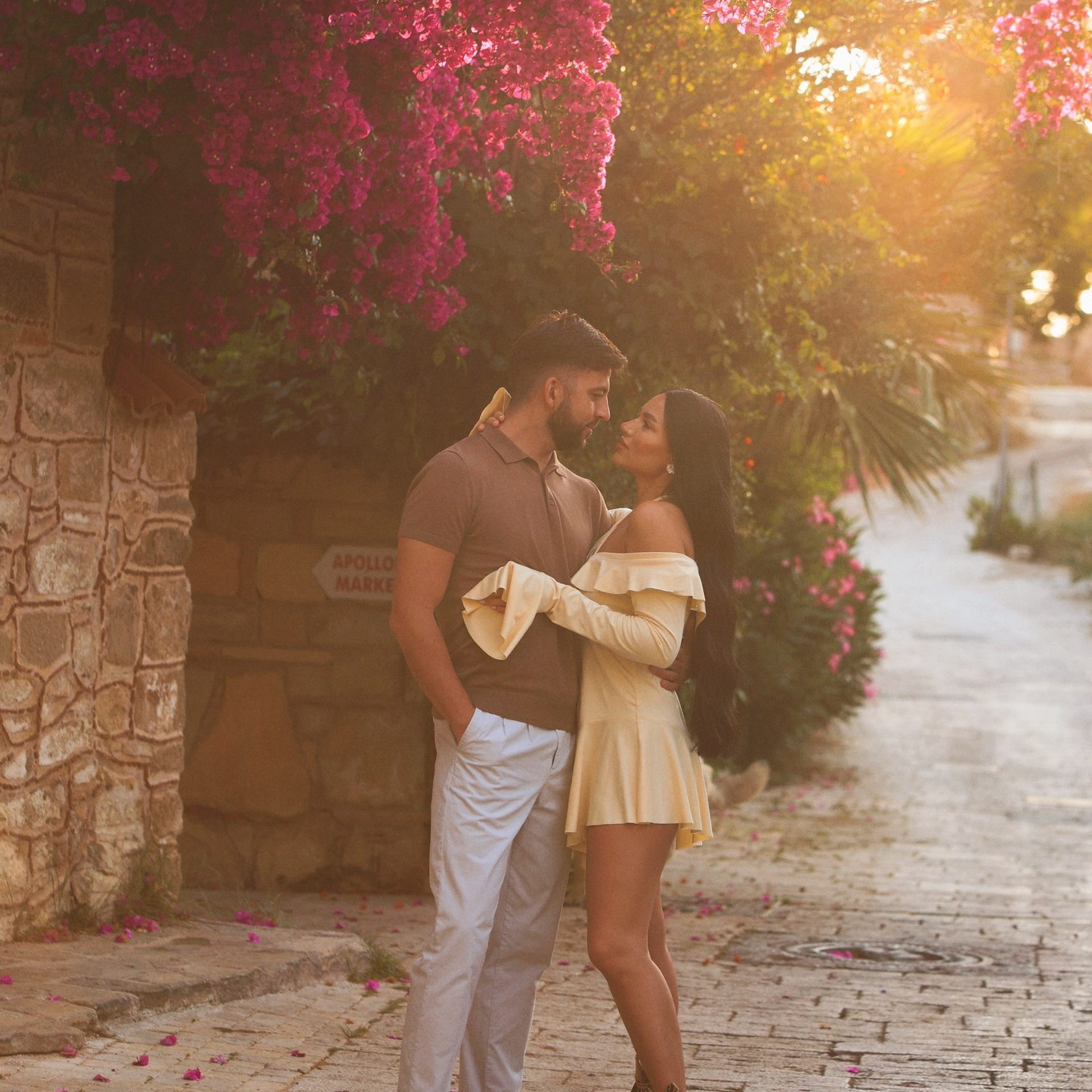 1.Love story Прогулка по Старому городу. Алсу Девели. Фотограф в Алании в Турции, Аланья, Сиде, Белек, Анталия, Кемер, Конаклы, Окурджалар. Фотосъемки в Алании. Фотосессия в Алания