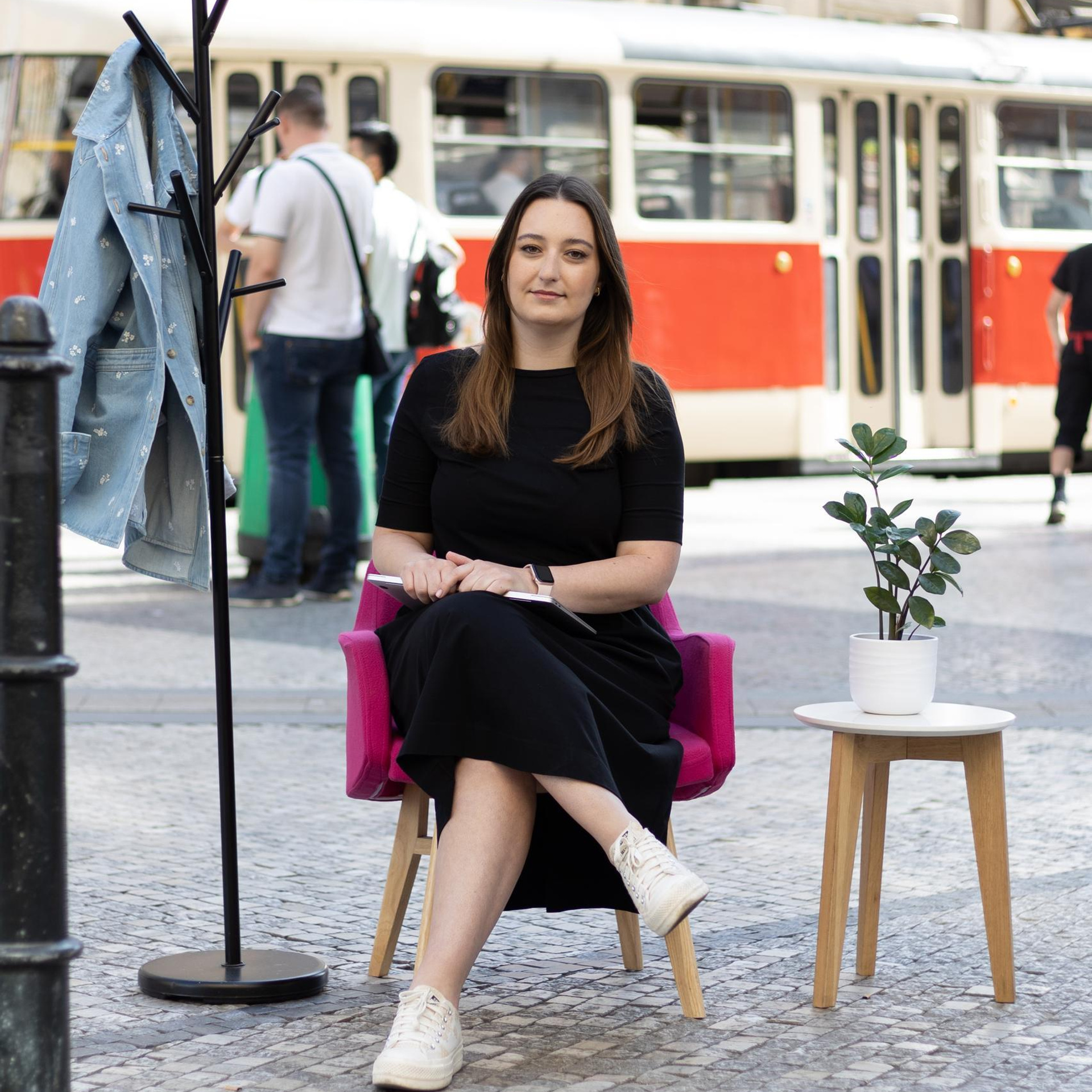 Review. Dana Lišková — Empathetic Photographer | Introspective Artist |Neurodivergent Coach | Founder of Artepy.cz