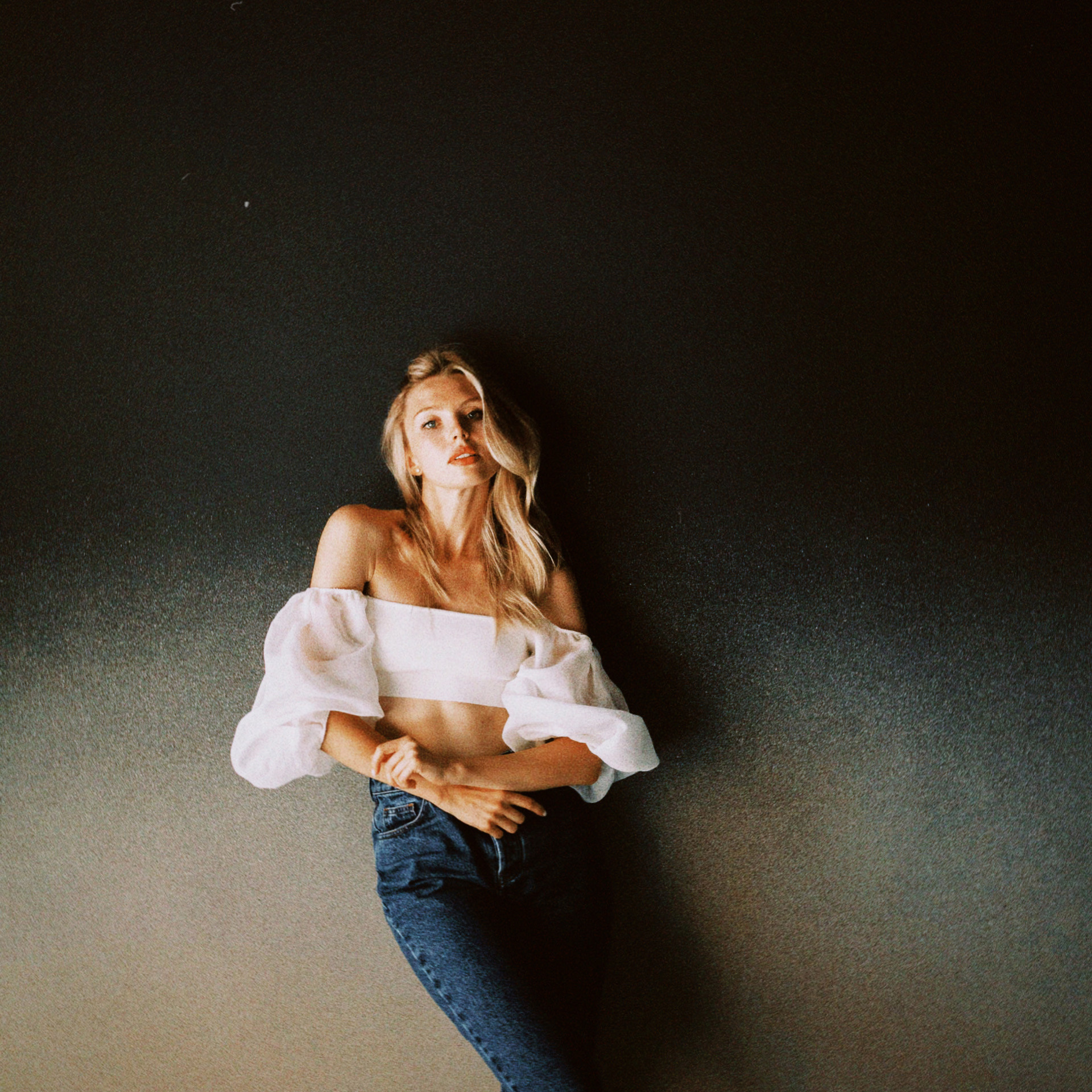 REVIEWS. Photographer Inna Mendelson