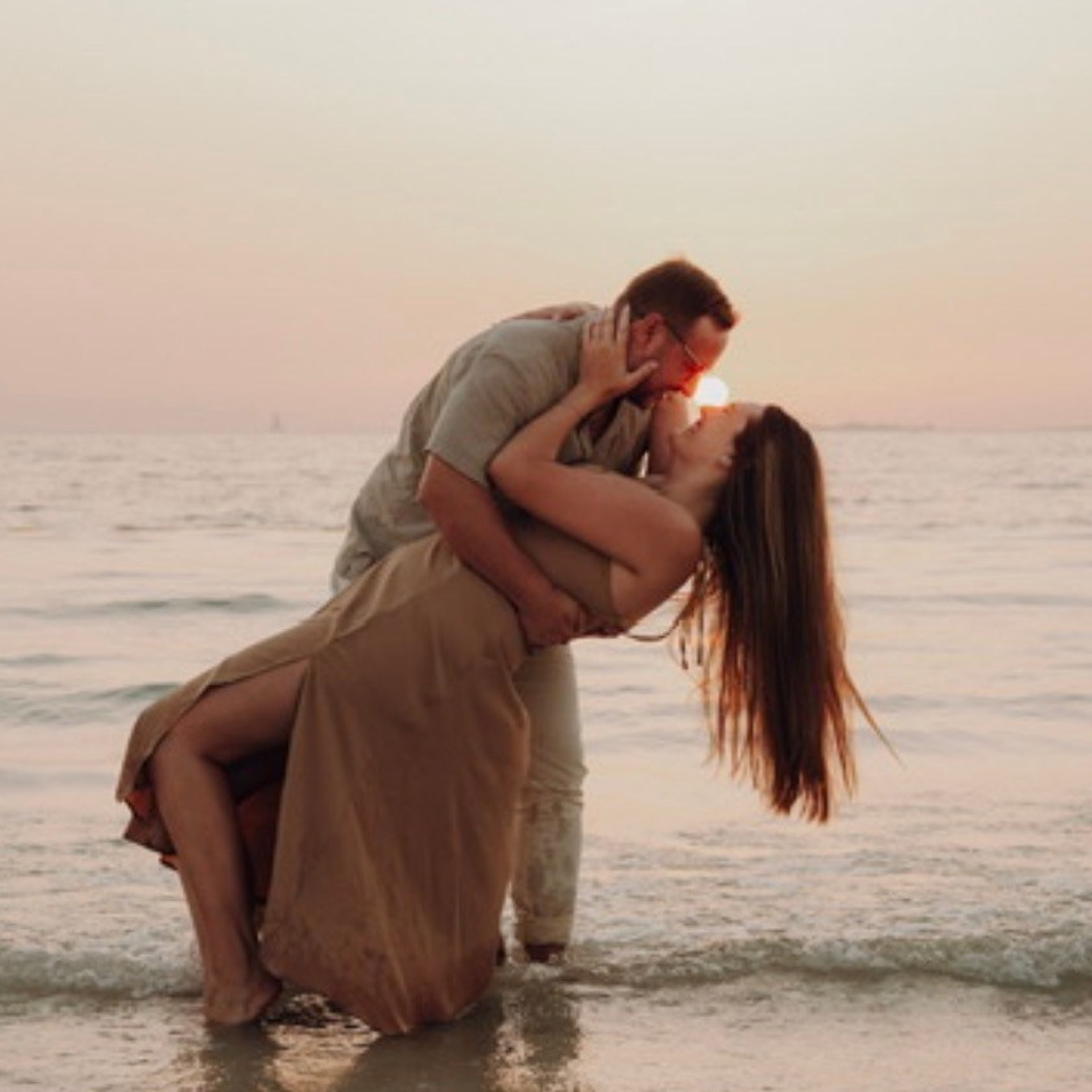 REVIEWS. Wedding, Maternity & Family Photographer in Dubai, UAE & Worldwide
