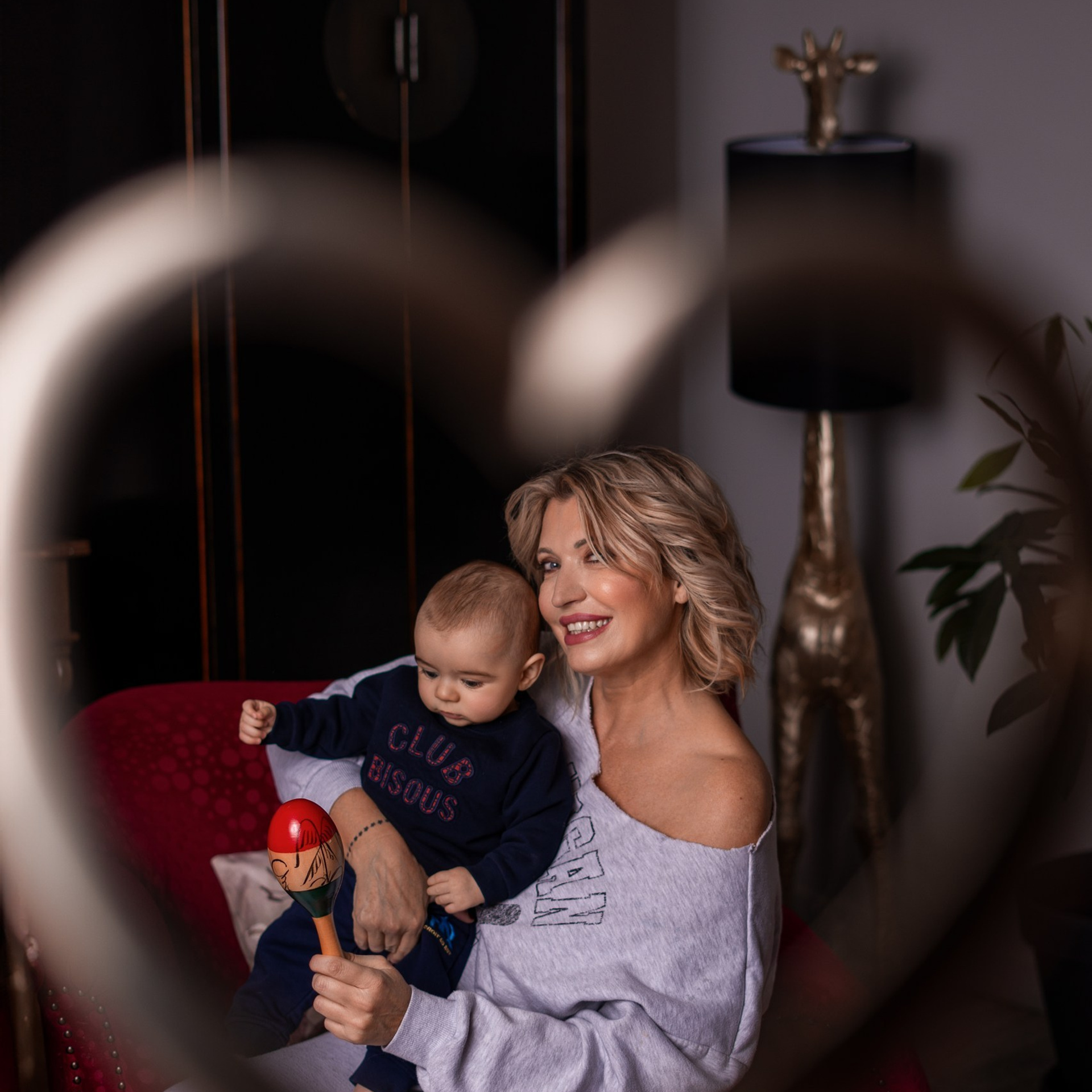 Revues. Petit trésor photos de famille, grossesse et nouveau-né à Roanne