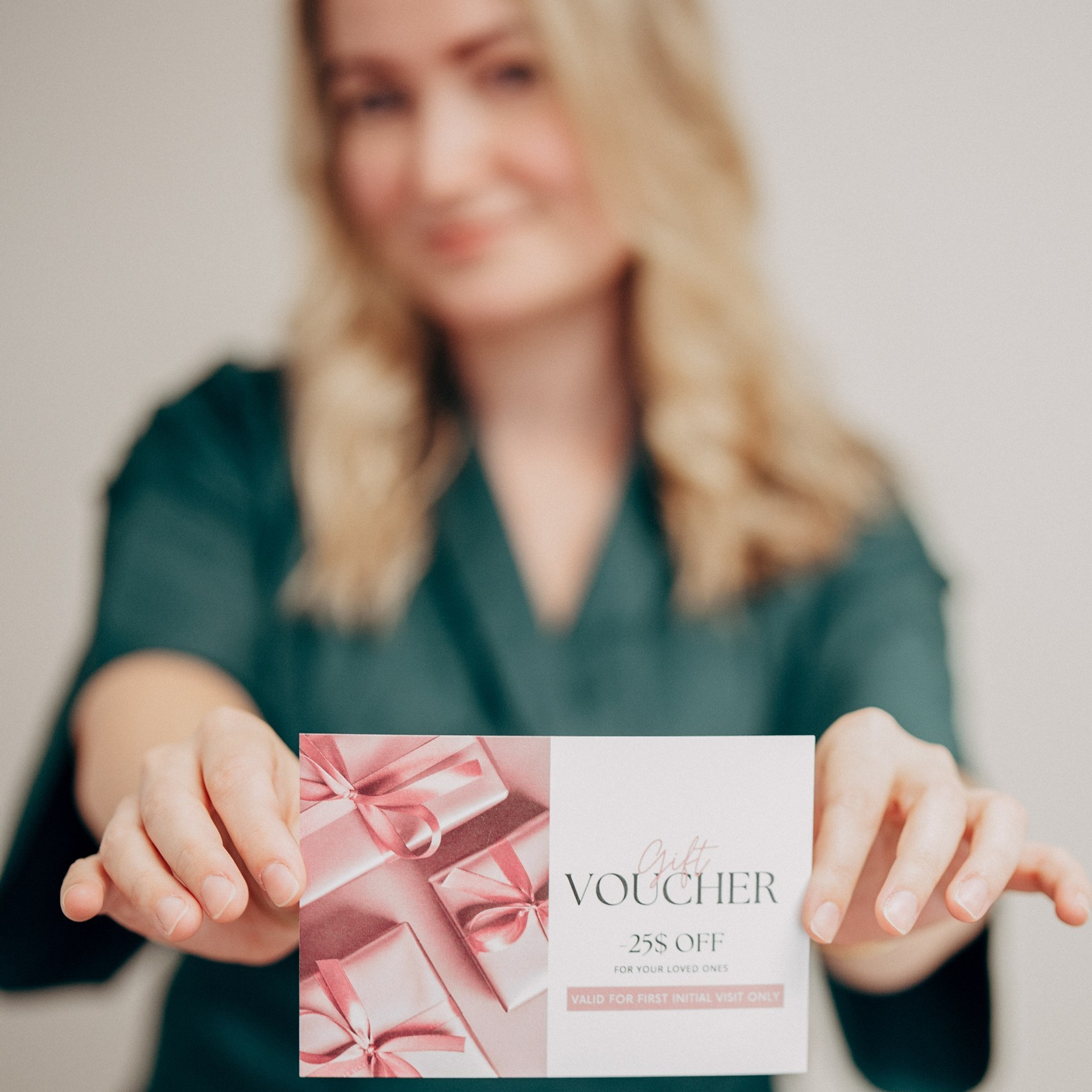 Content for beauty salon social networks