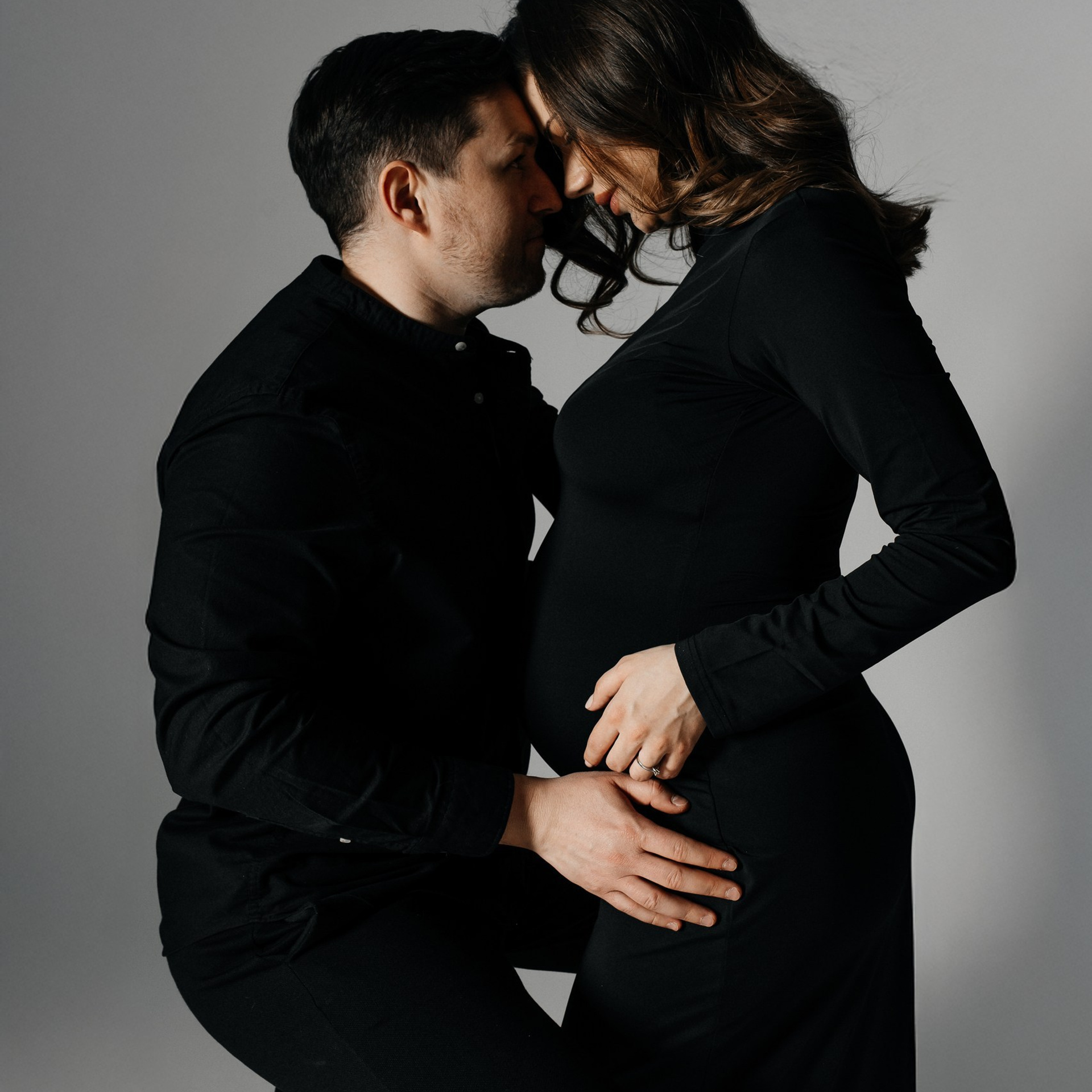 Schwangerschaftsfotografie – Einzigartige Erinnerungen von Anna Saribekyan | Maternity Shooting. Anna Saribekyan – Beste Hochzeitsfotografin in Würzburg, Top 10 in Deutschland