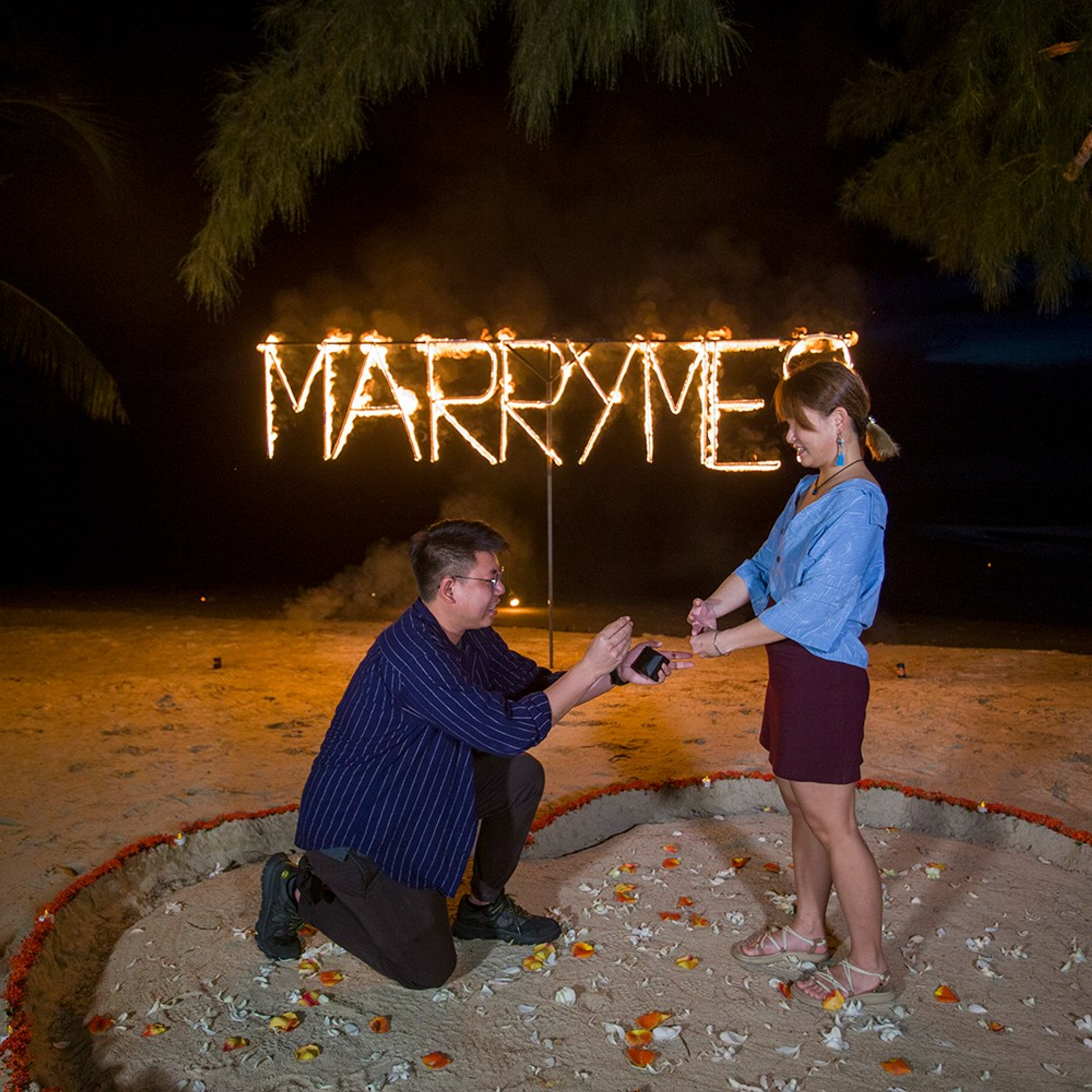 Photo. Romantic proposal on Koh Samui, Thailand