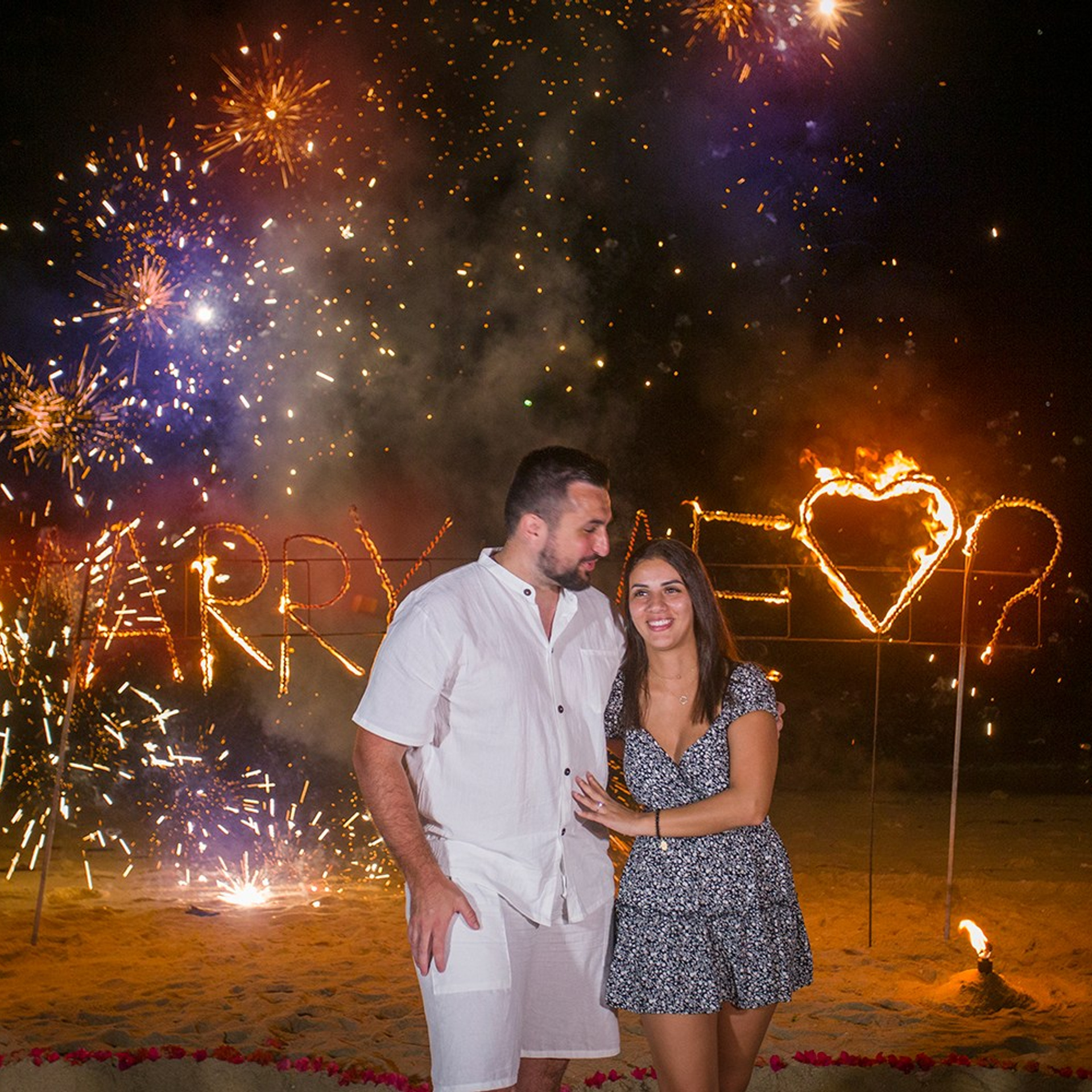 Photo. Romantic proposal on Koh Samui, Thailand